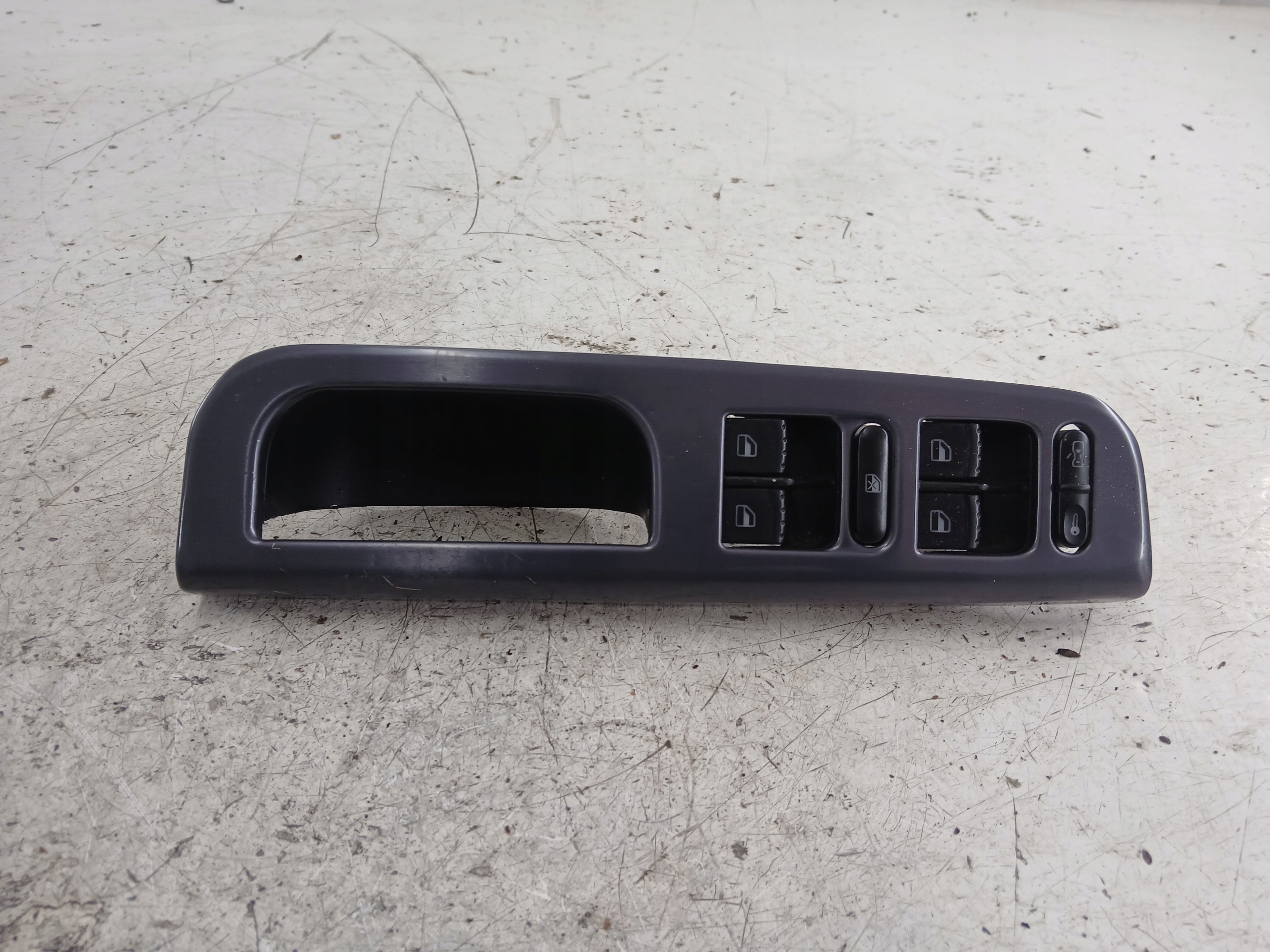 PANEL okna levý předek VW GOLF IV BORA PASSAT B5 1J4959857D 98-05