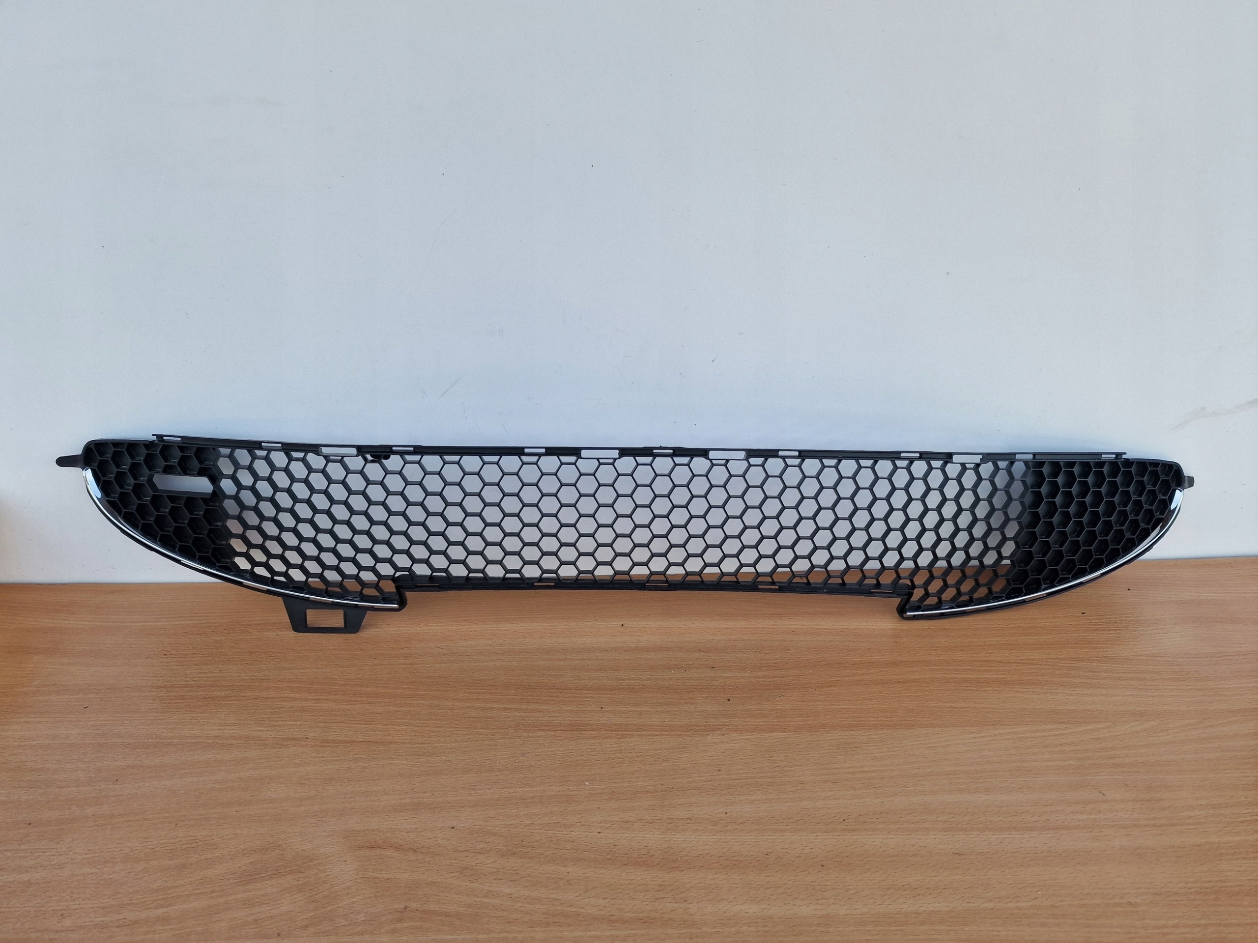 PEUGEOT 206 LIFT LÜFTUNGSGITTER DER STOSSSTANGE MITTE CHROMY