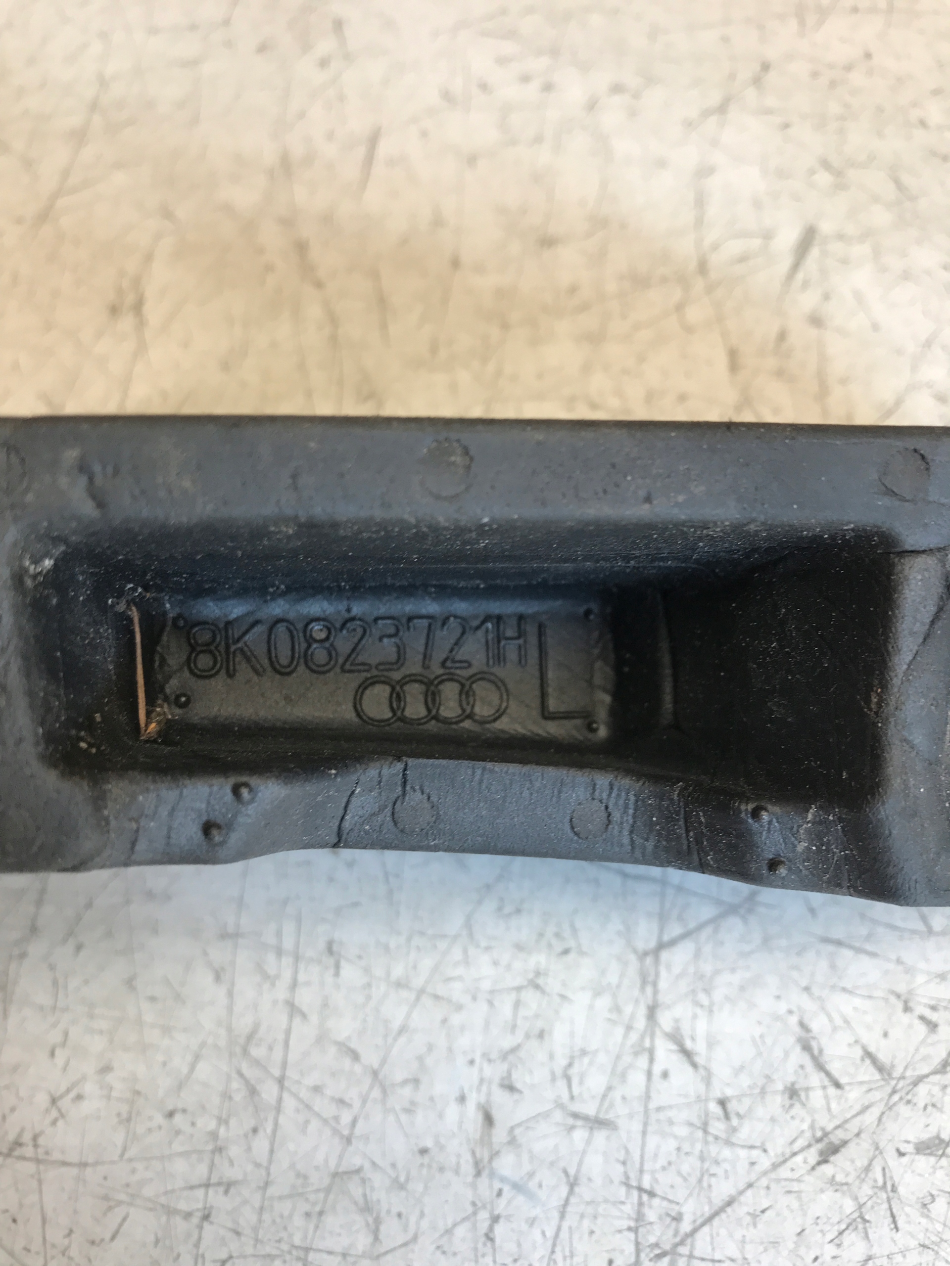 Insonorisation Aile Gauche Avant AUDI A4 B8 8K0823721H
