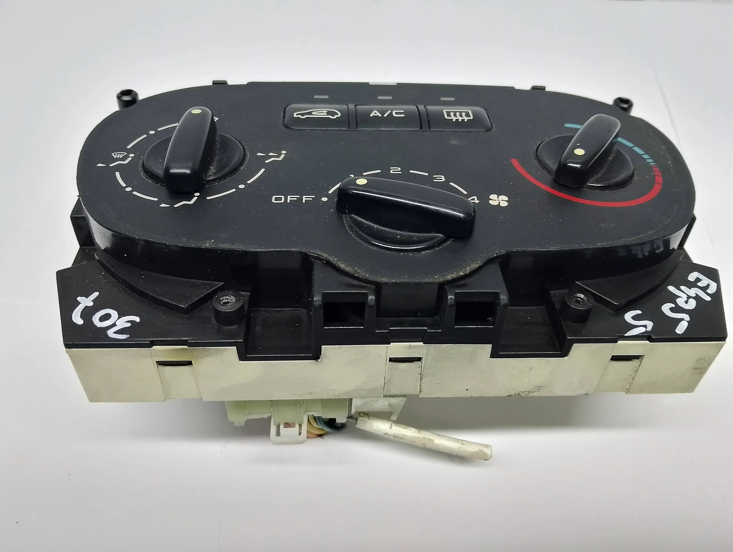 PEUGEOT 304 Unite commande clima 307593240000