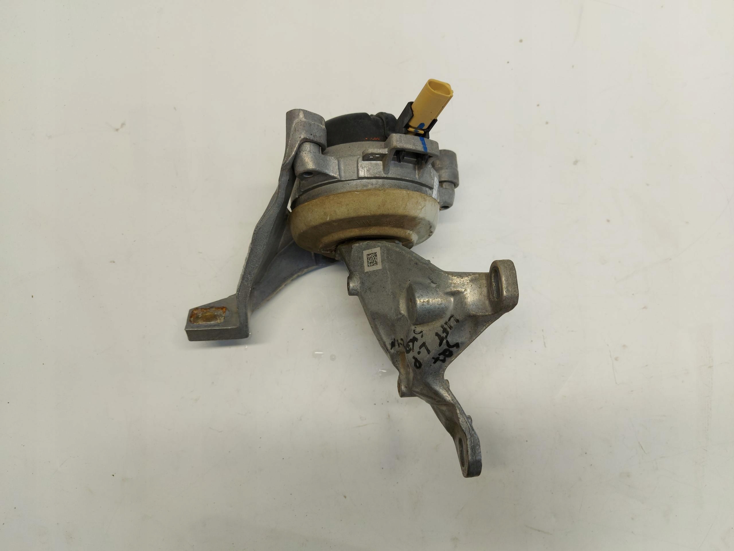 AUDI SQ7 Q7 II LIFT 4M0 4.0 TDI engine mount left 4M0399201G