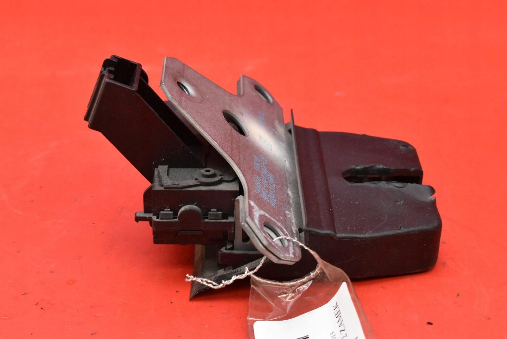 lock bonnet rear part boot 8M51-R442A66-CB FORD KUGA MK1 08-13