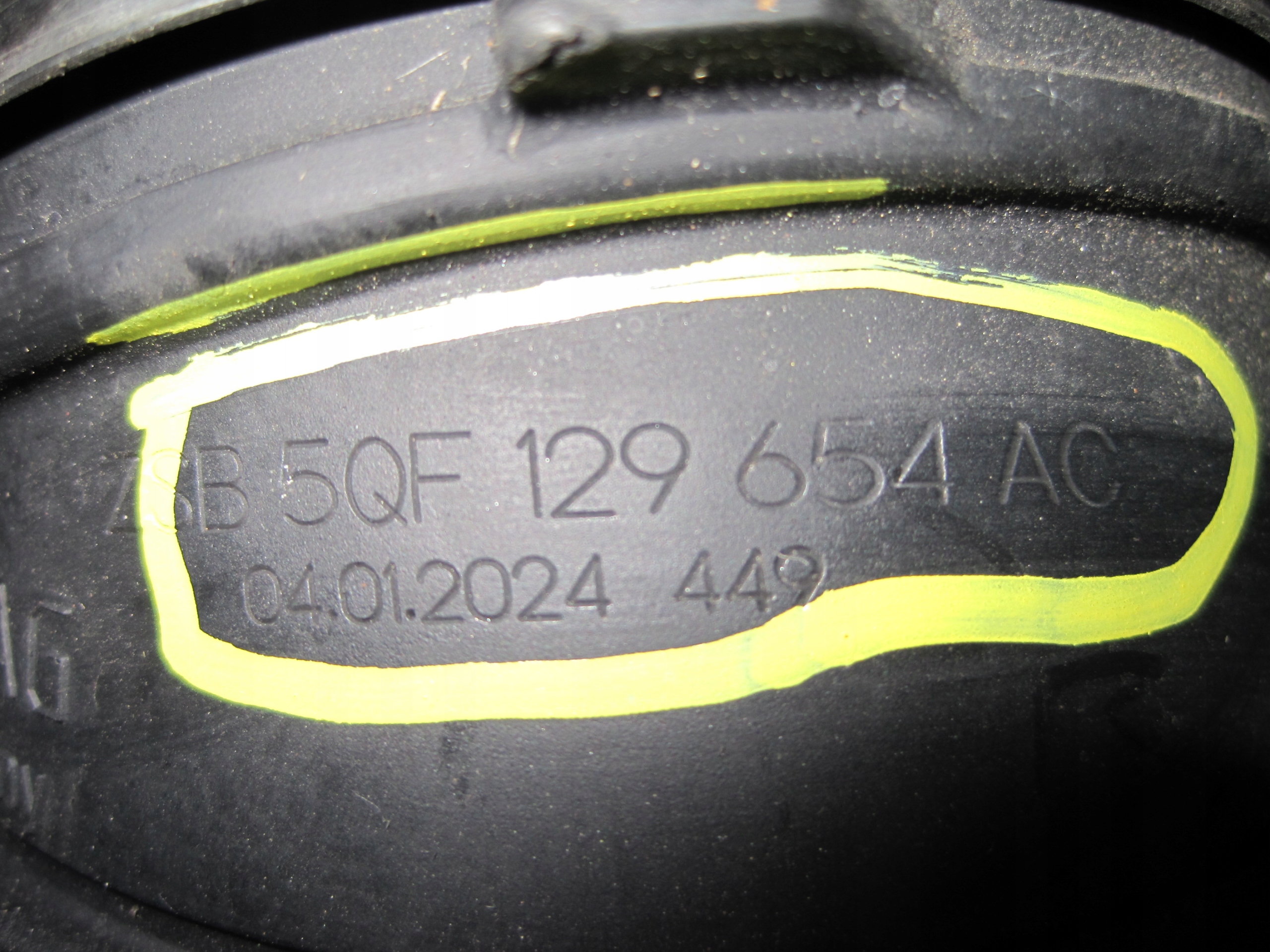 trouba intercoolera hadice SKODA KODIAQ 5QF129654AC