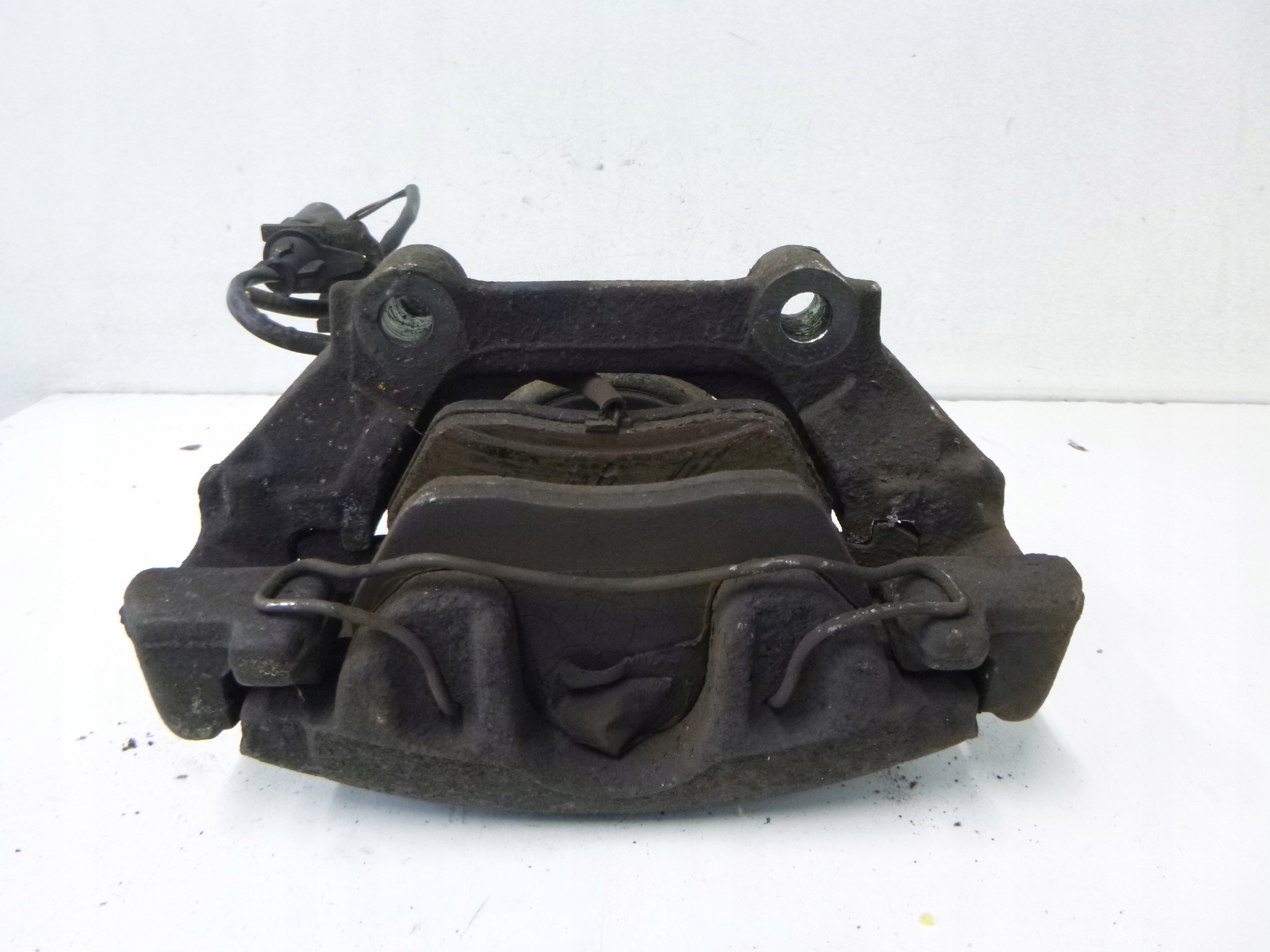 caliper brake front Audi A6 C5 2.8 1999r.