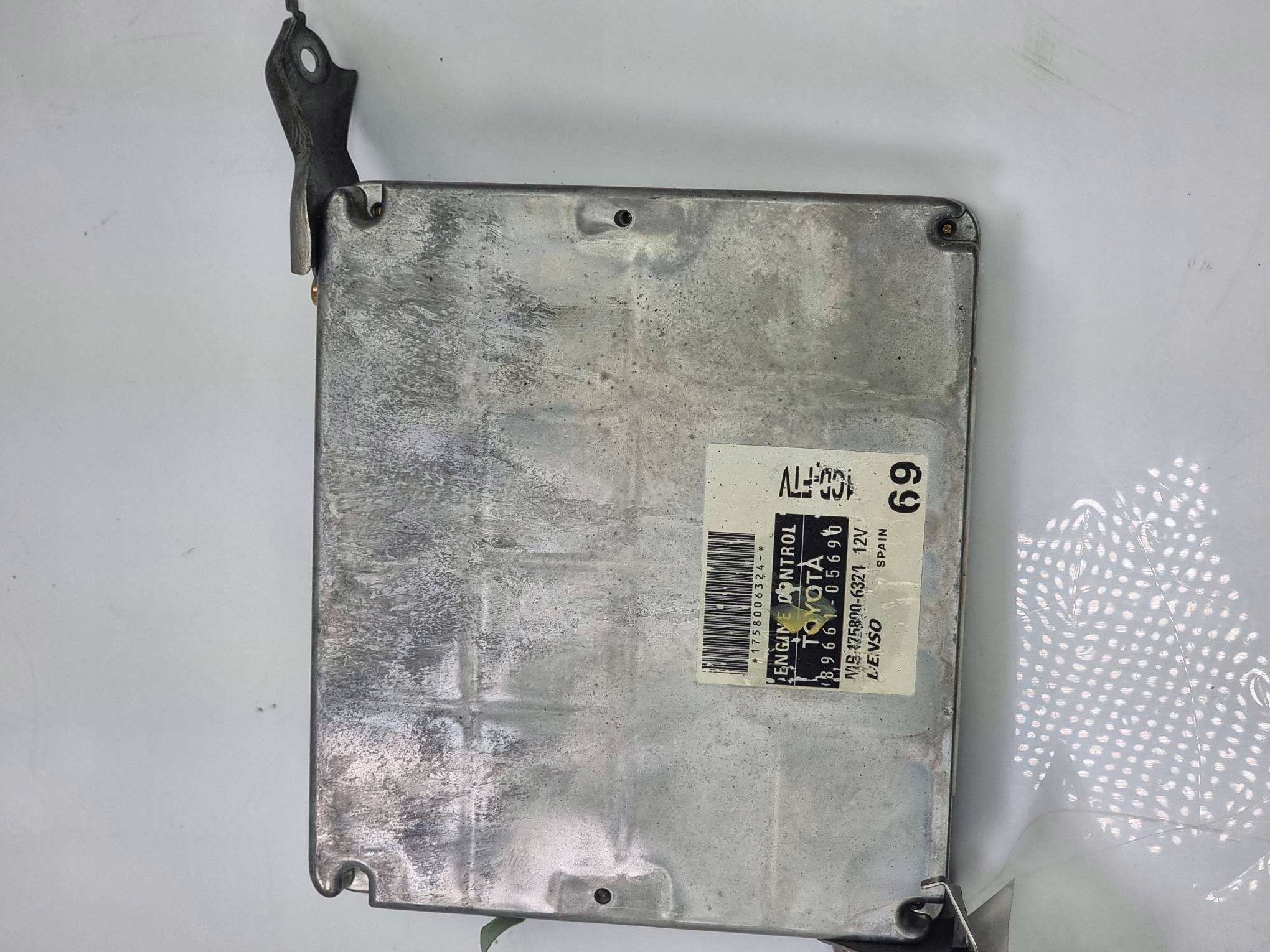 computer motore ECU TOYOTA AVENSIS T25