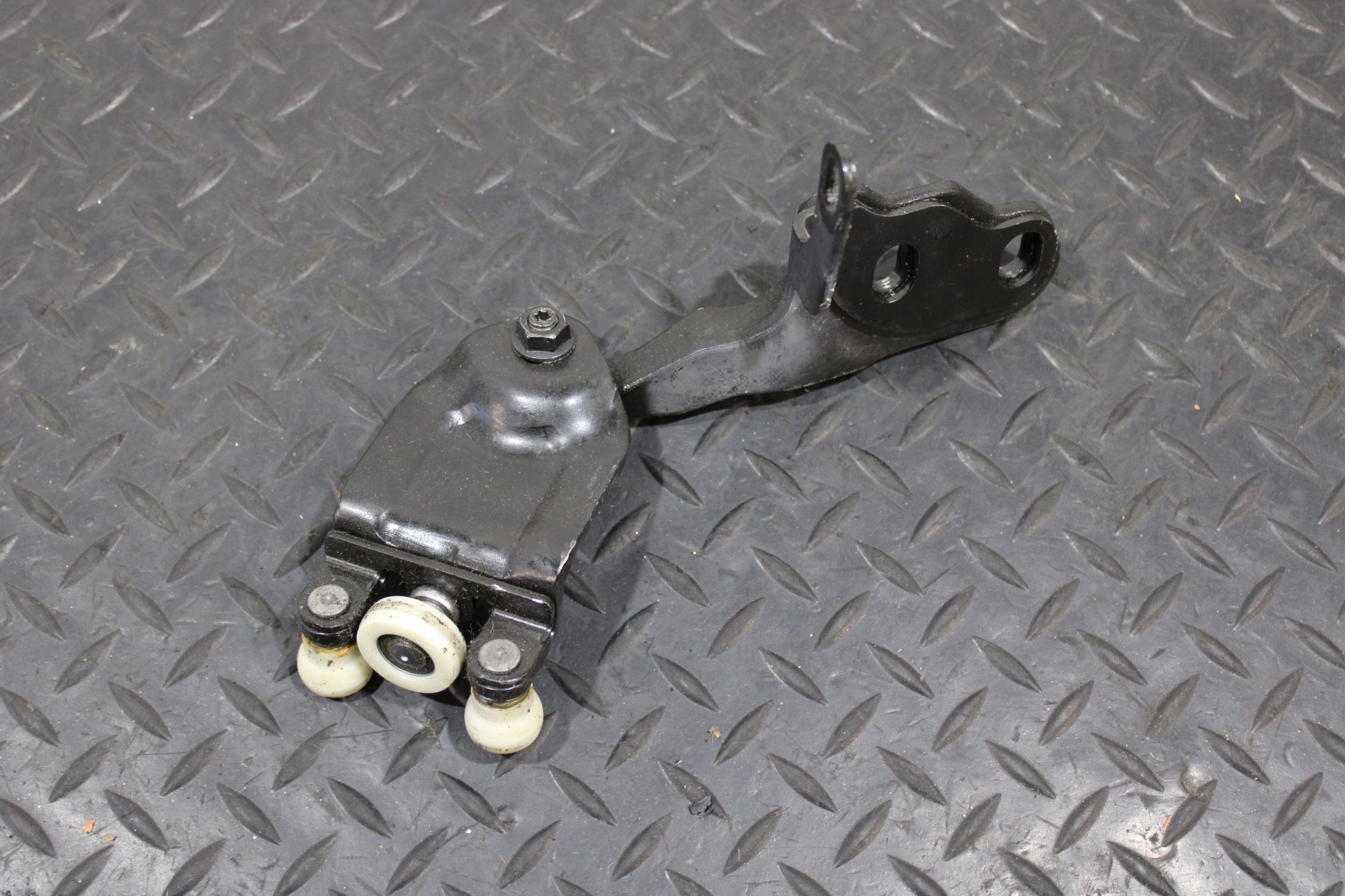 roll door right rear part FORD TRANSIT CUSTOM BK21-V25028-AD