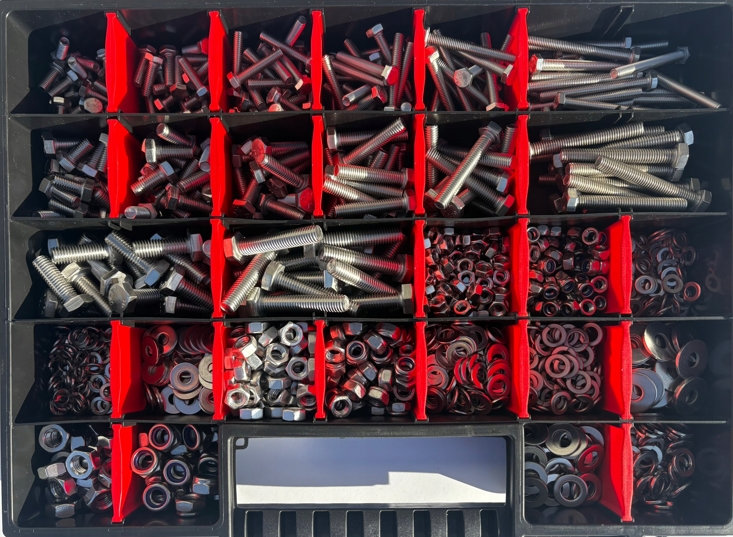 Zestaw śrub nakrętek i podkładek maszynowe XL stal nierdz. A2 1265szt. (19)