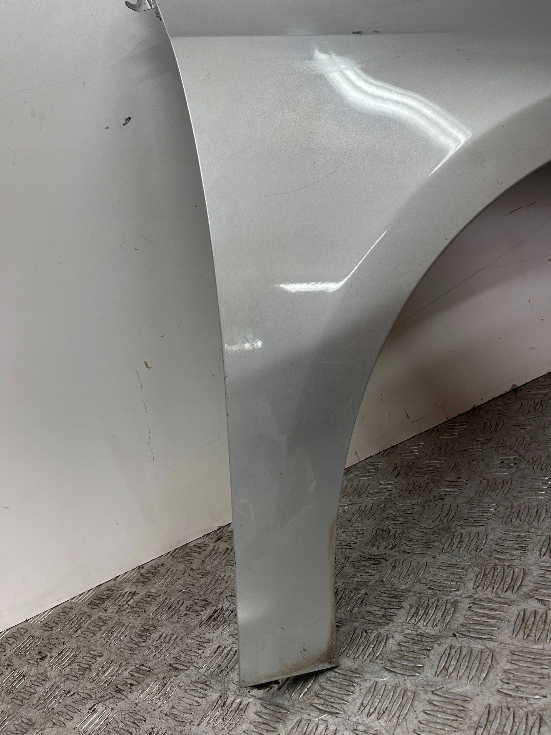 fender front front right VOLKSWAGEN GOLF VI 6 5K 08