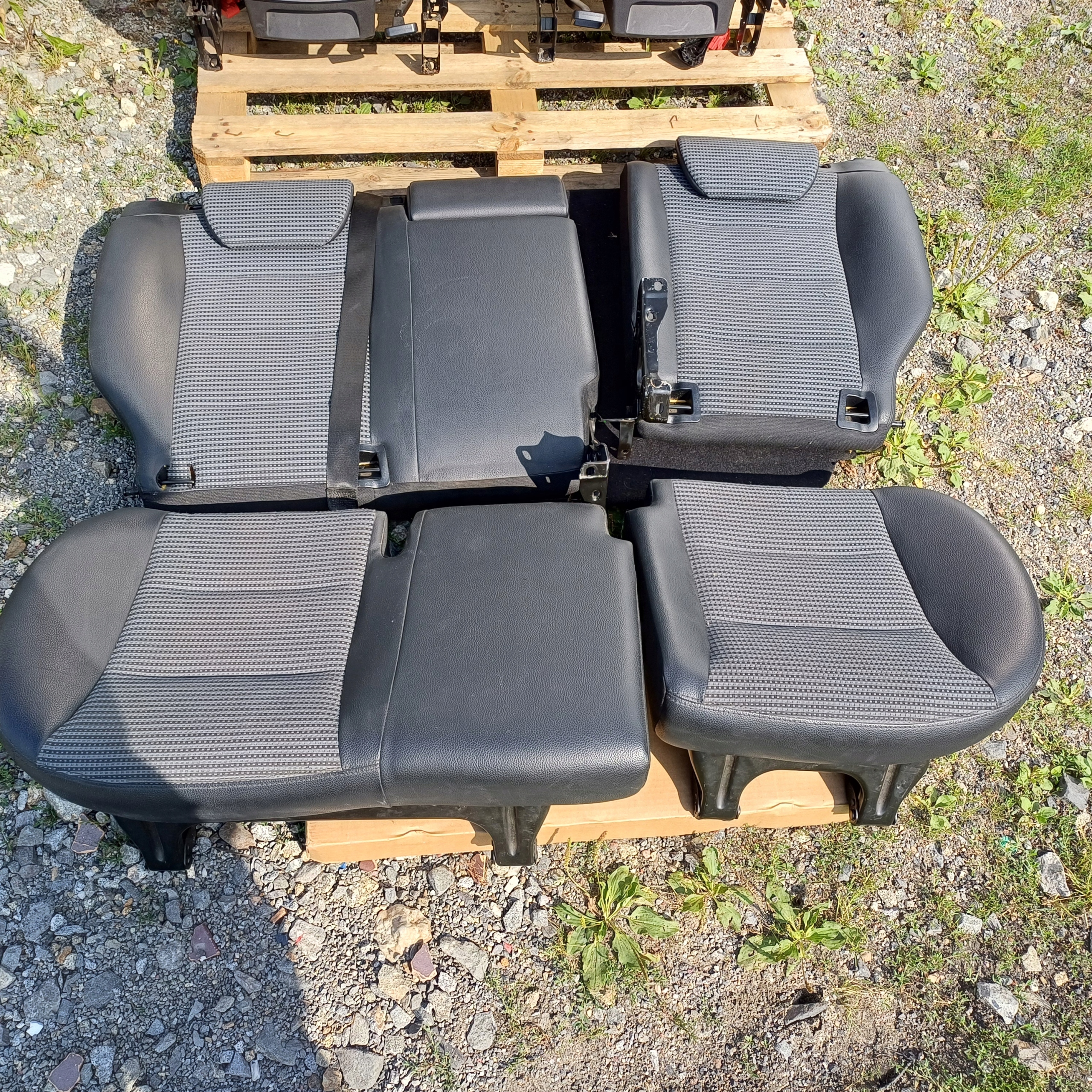 MERCEDES B KLASA W245 Sitze Halbleder KOMPLET