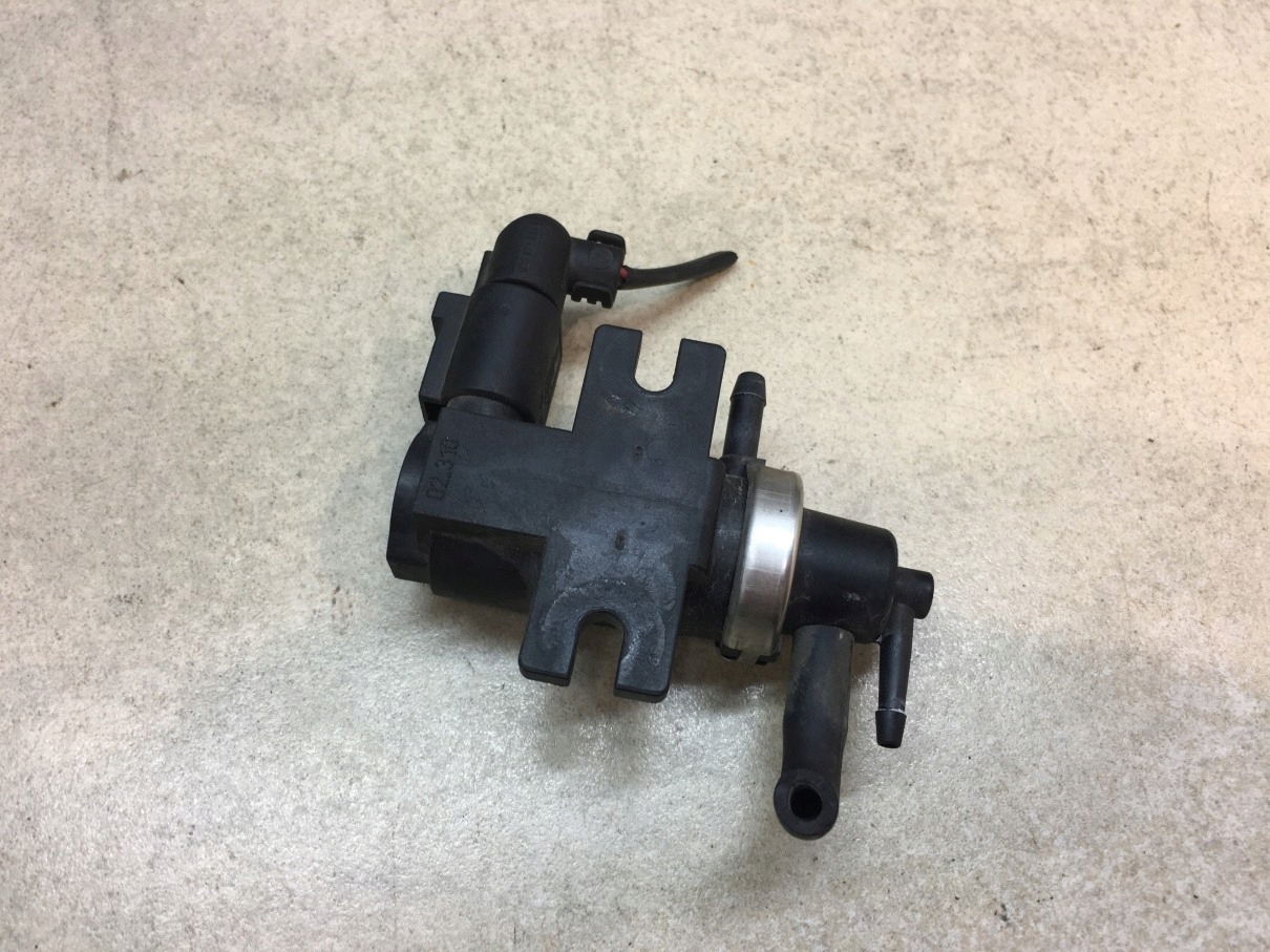 Sensor Unterdruck AUDI A3 8L FL 1.9 TDI 1J0906627
