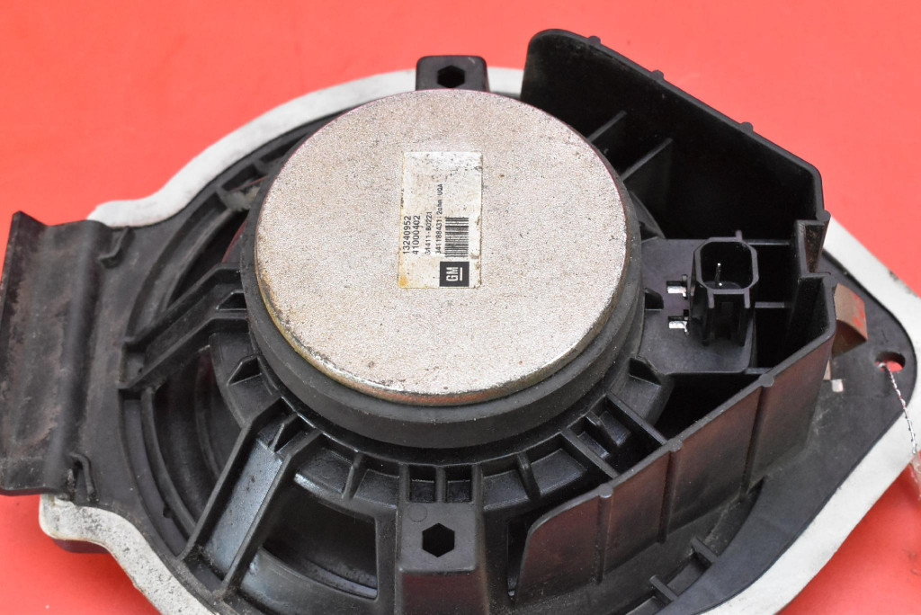 speaker right rear part 13240952 OPEL INSIGNIA A 08-13