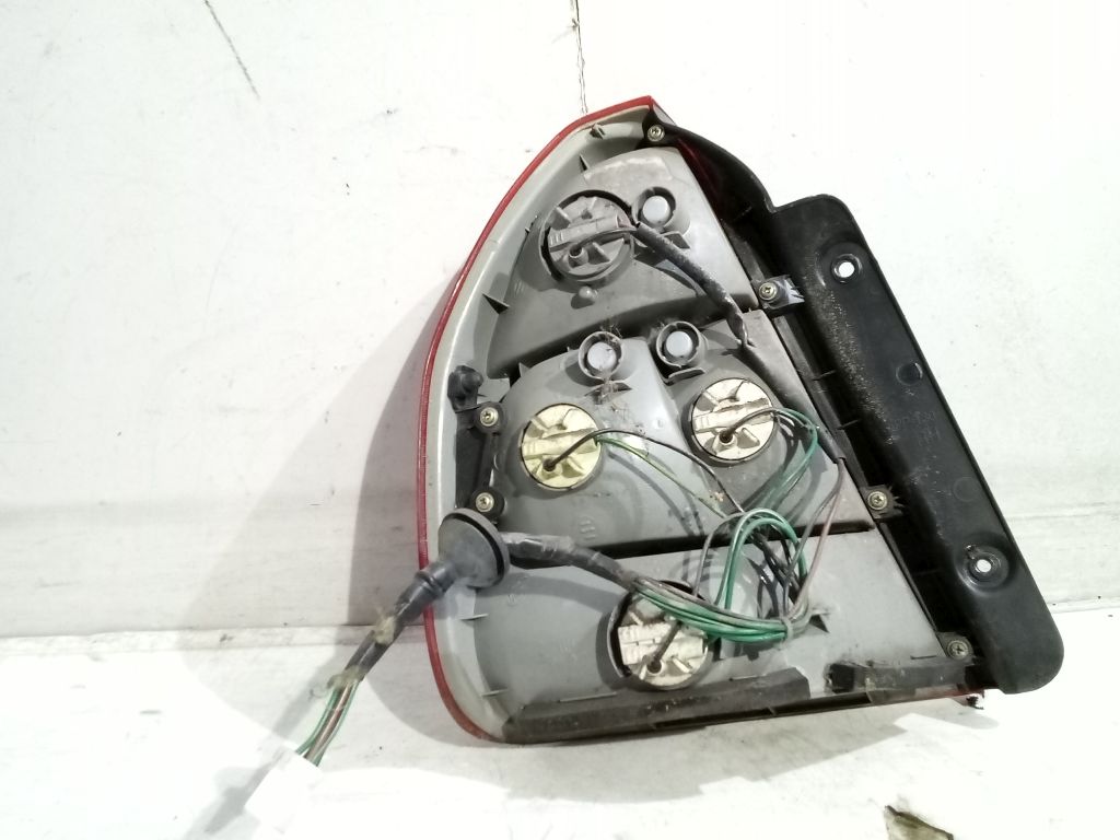 Hyundai Accent II sedan light right rear part rear