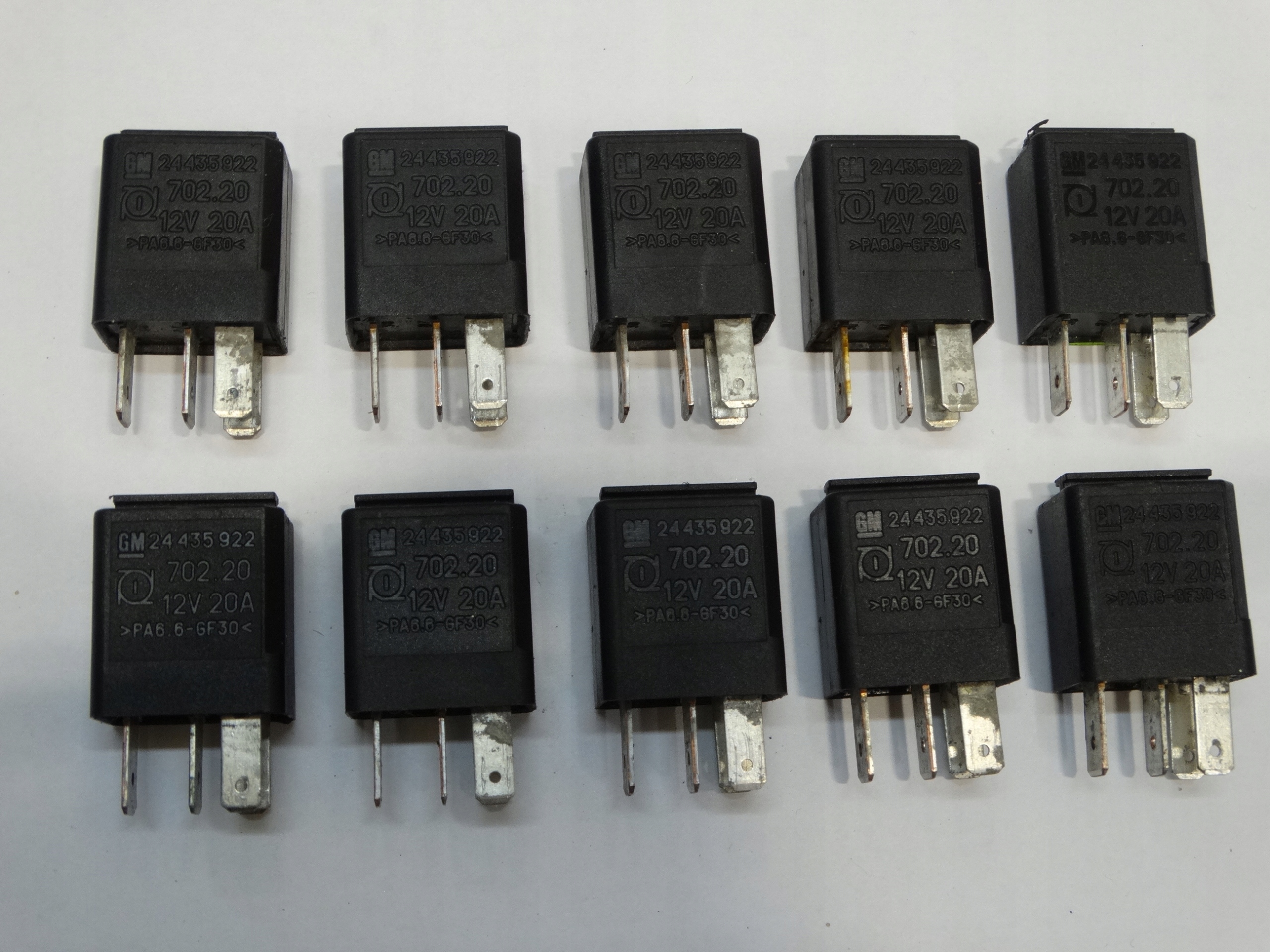relay GM 12V OPEL 24435922