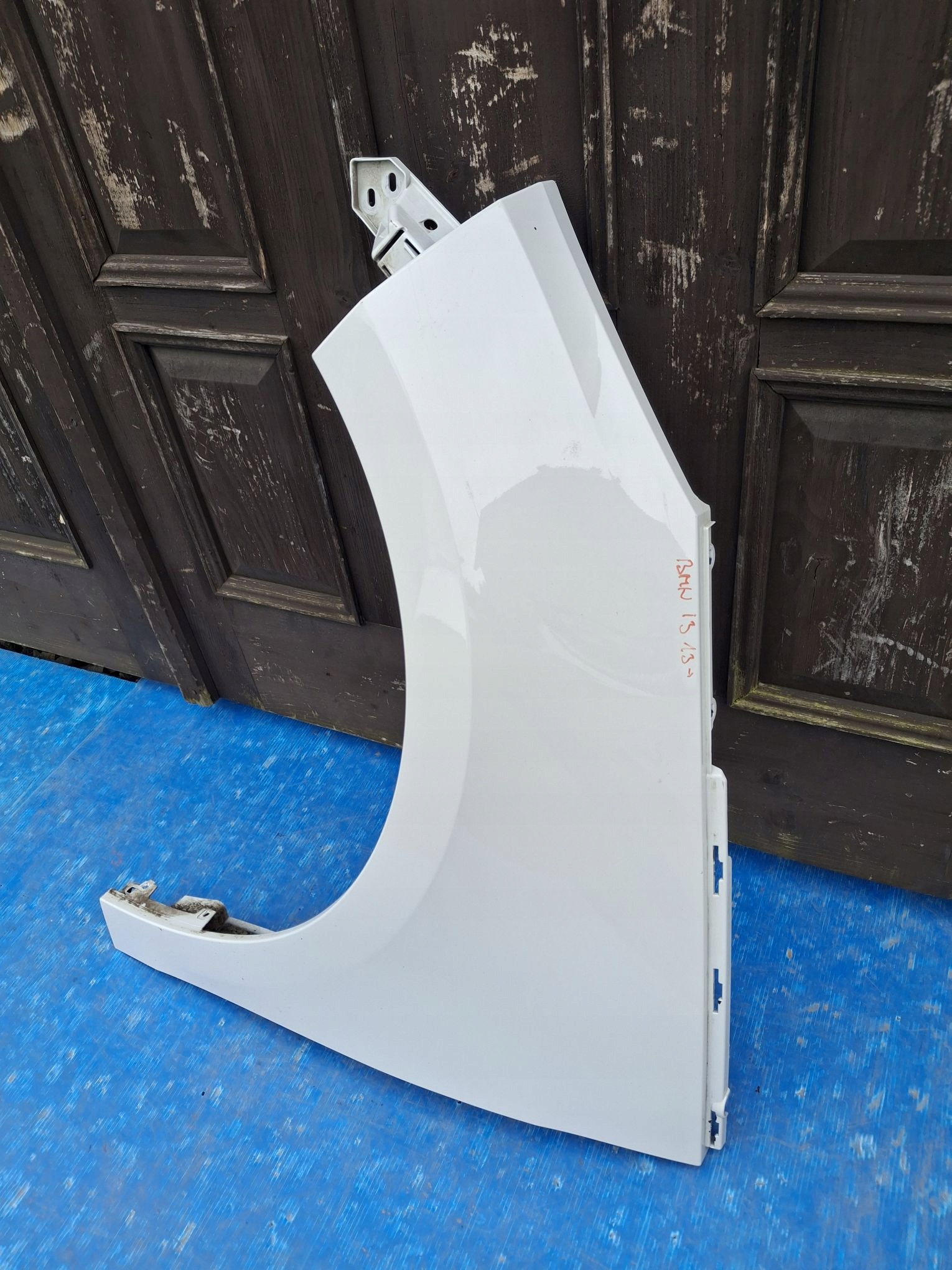 fender left front BMW I3 I01 2013R->
