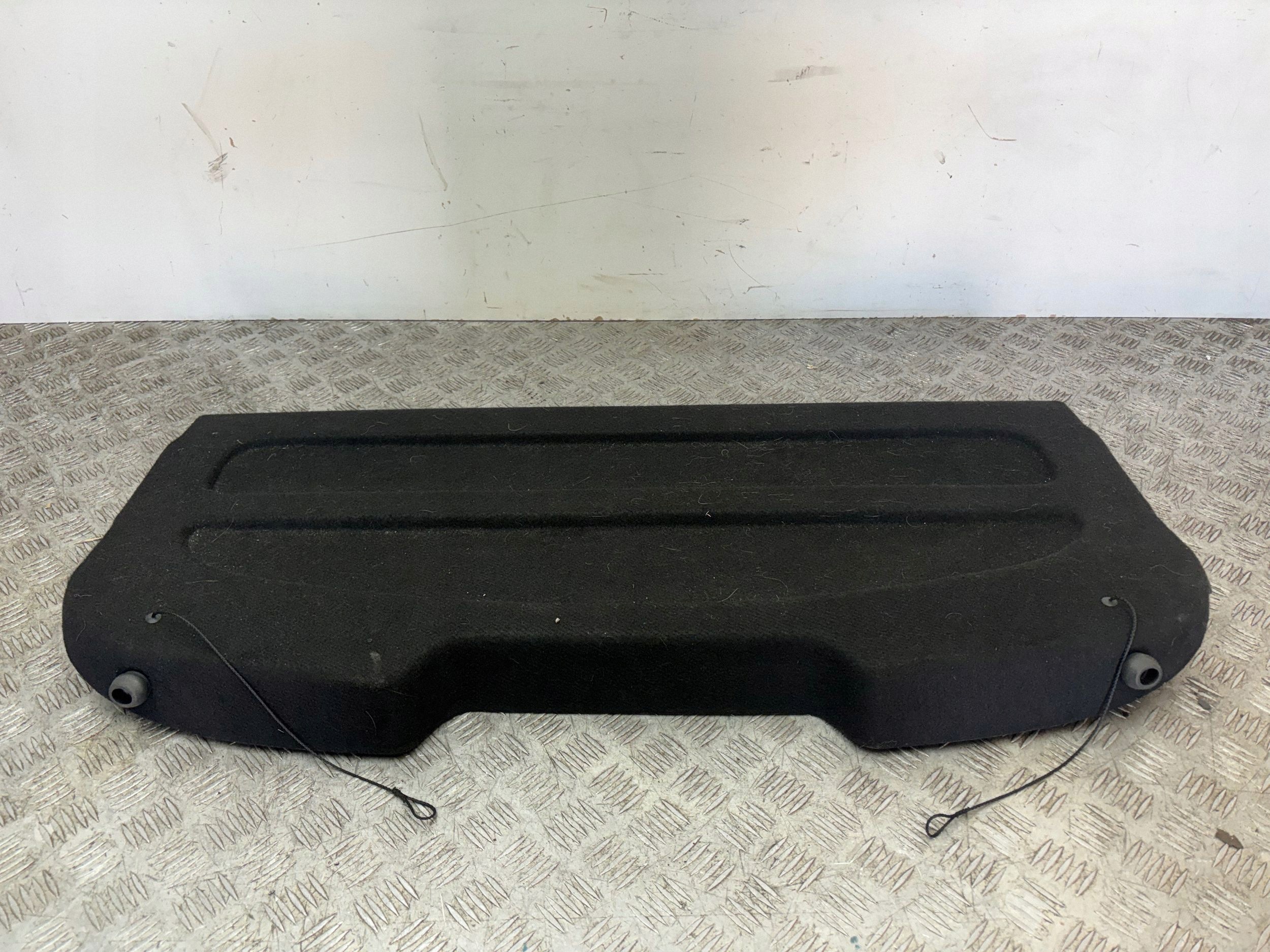 plato rear boot FORD FIESTA MK7 09- 8A61A46506AJ