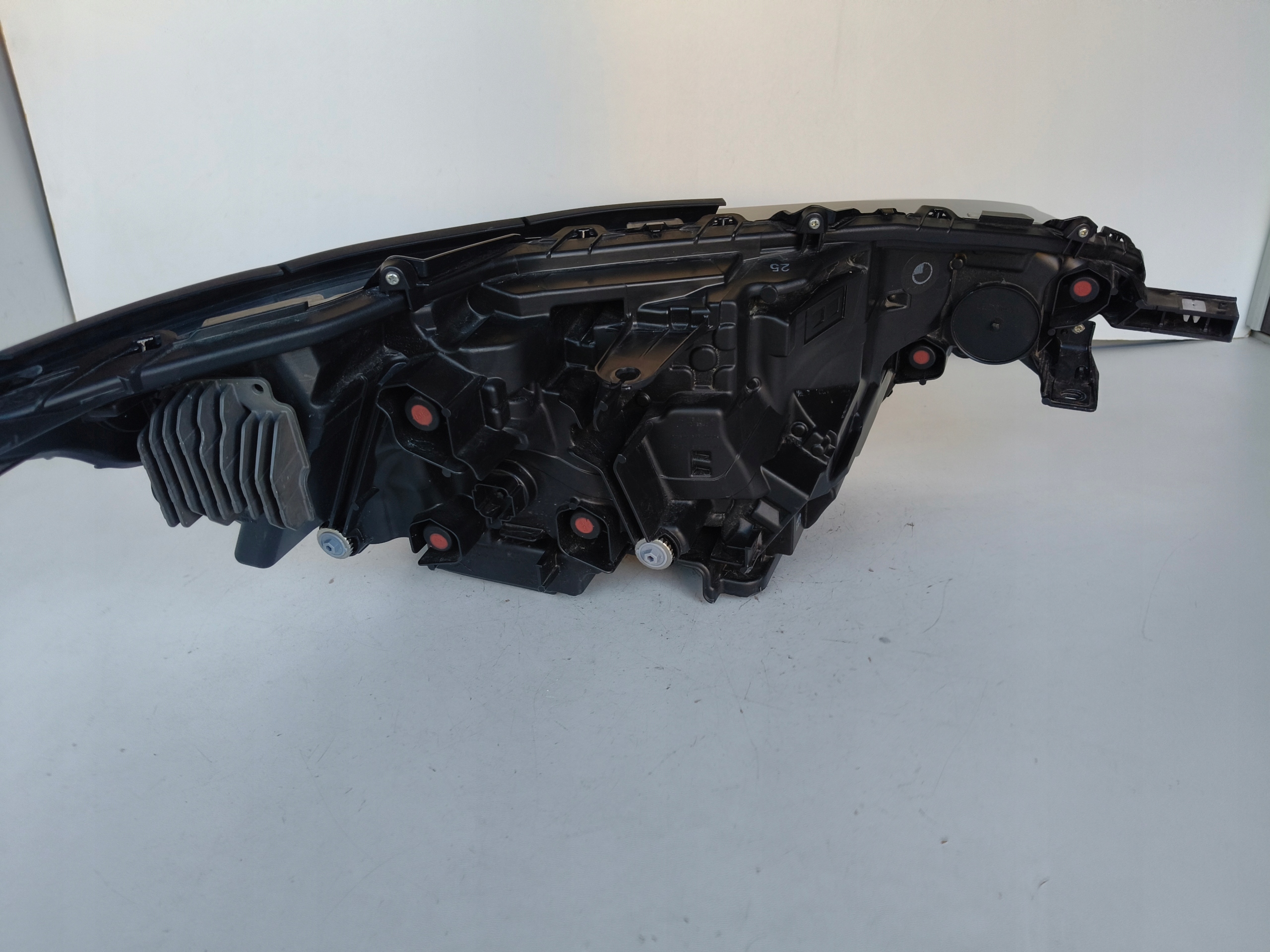 light left REFLEKTOR SUBARU SOLTERRA 22- FULL LED