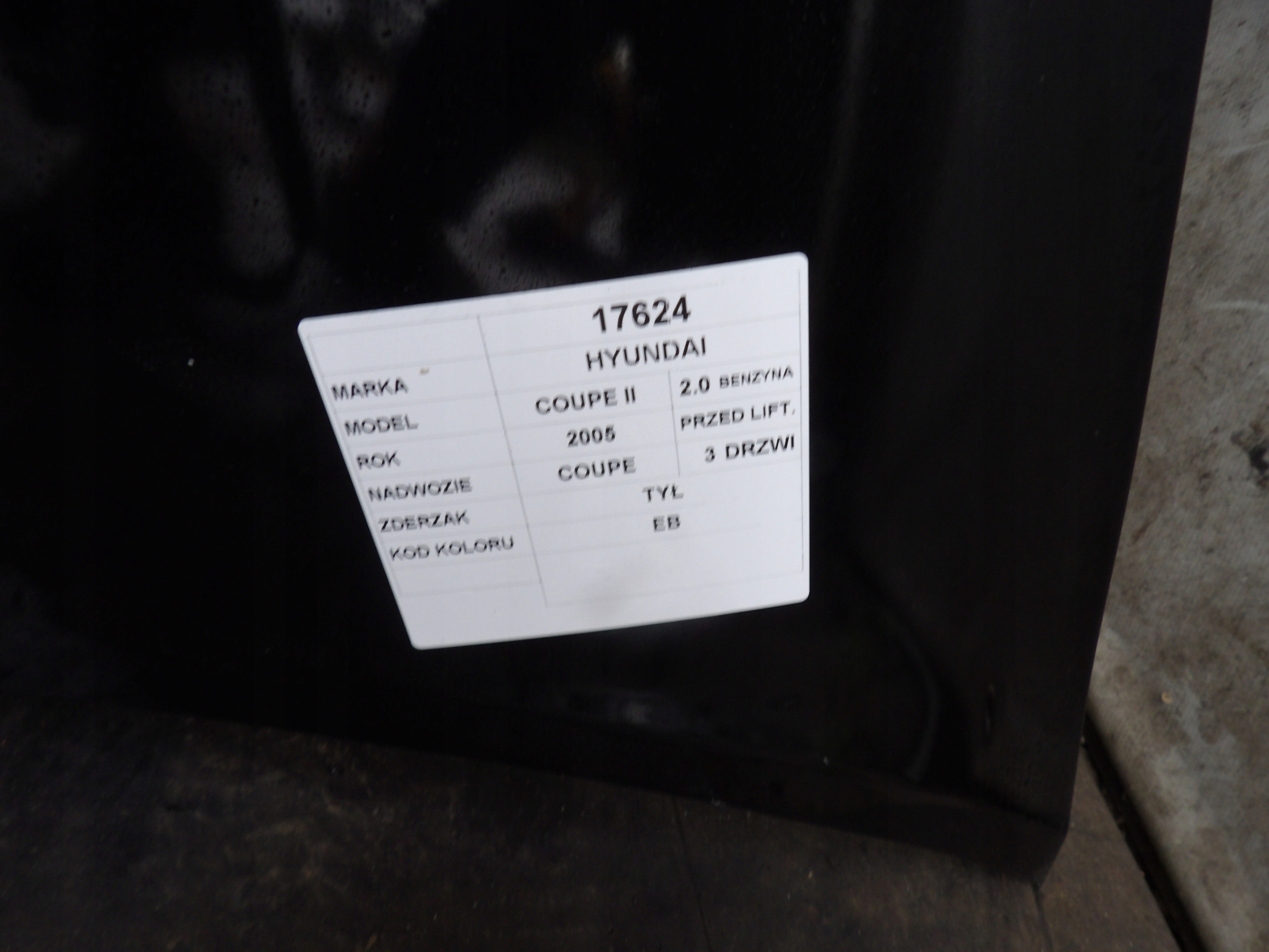 HYUNDAI COUPE II STOSSSTANGE HINTEN LAK. EB