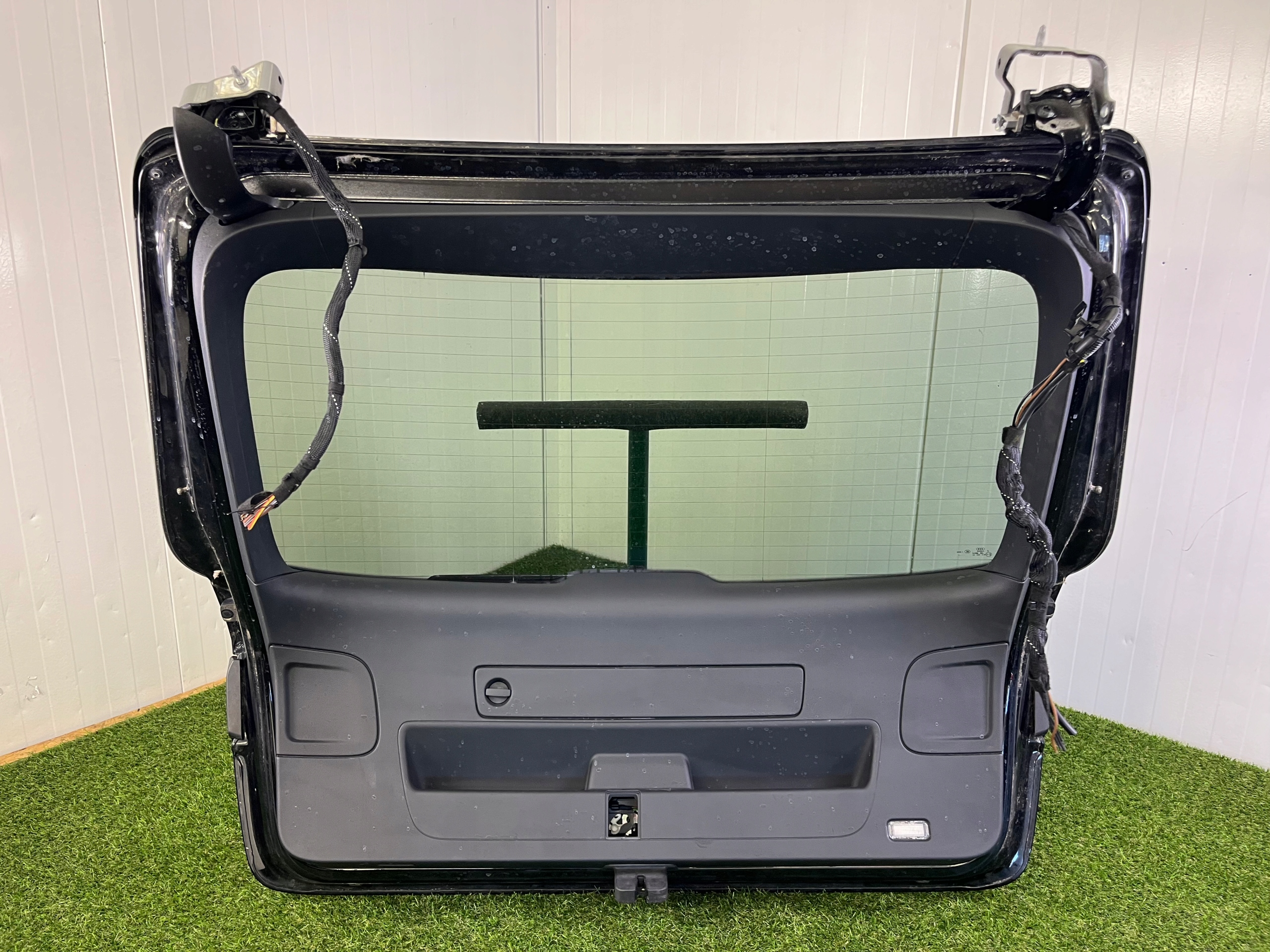boot doors rear part AUDI A6-C7 LY9B DO ZALOZENIA!!