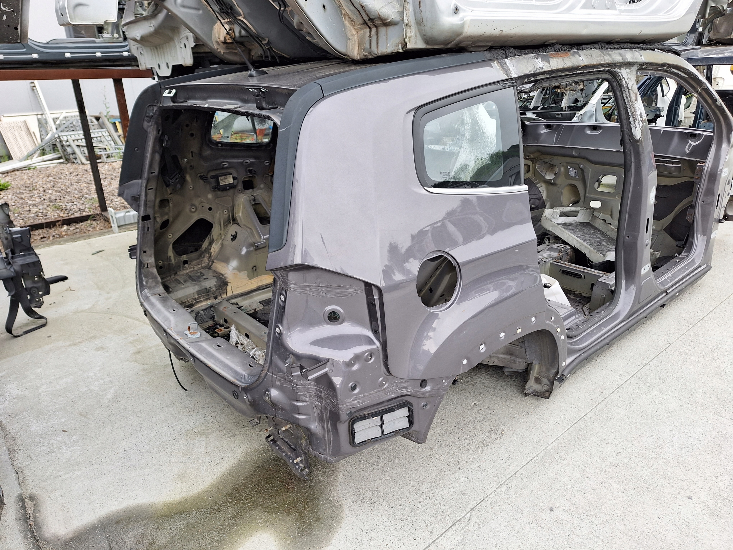 CHEVROLET ORLANDO J309 quarter quarter left