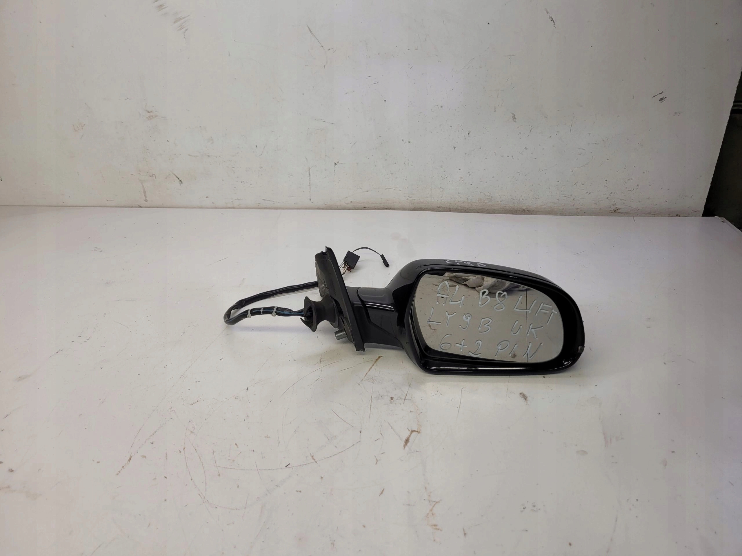 mirror right AUDI A4 B8 LIFT LY9B 6+2 PIN UK