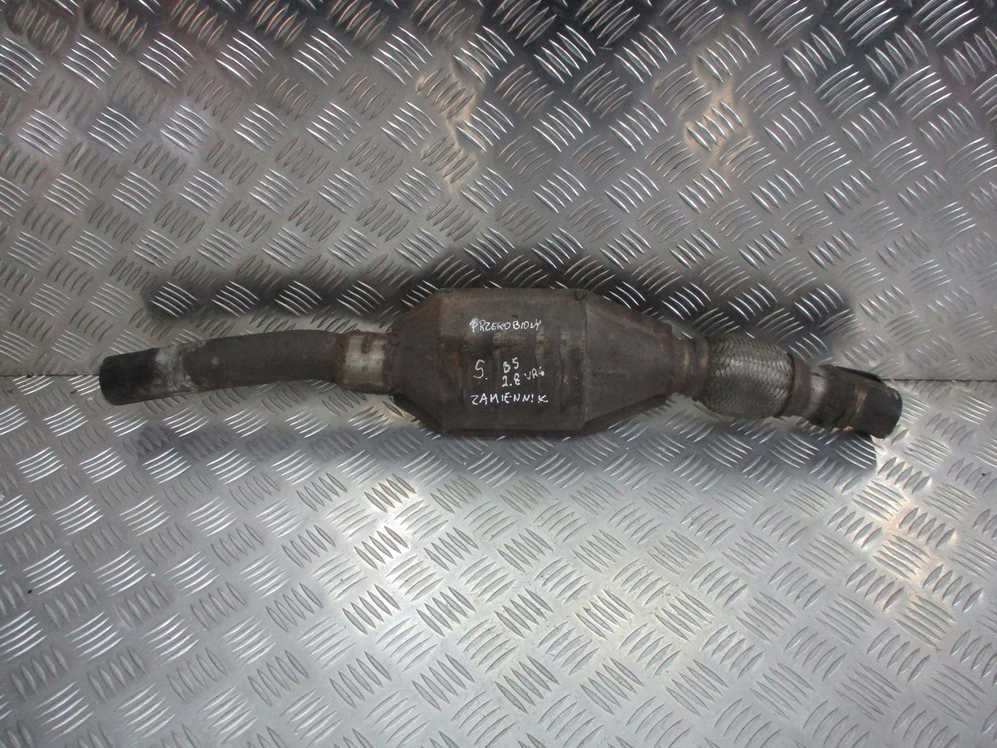 KATALIZATOR VOLKSWAGEN PASSAT B5 FL 2 8
