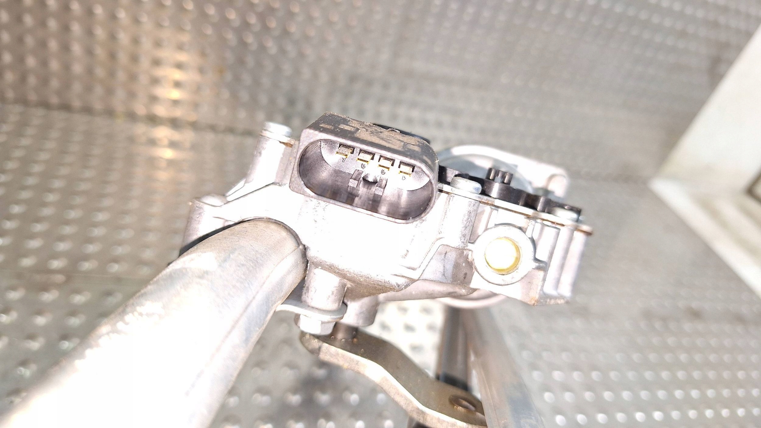 Gestänge Motor Wischer vorne 6978263 BMW 3 E90 E91 E92 E93 EUROPA