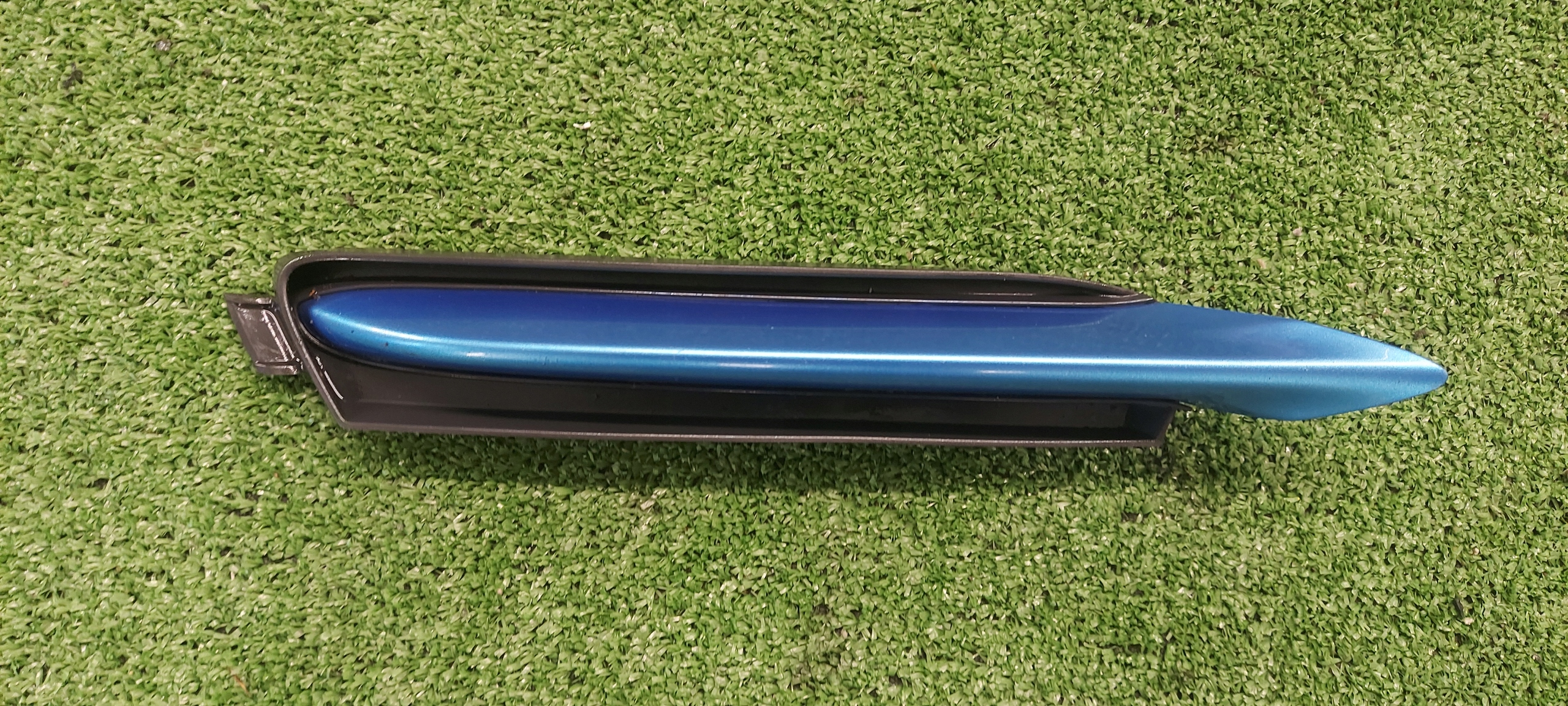 lišta nárazníku předek levá HONDA INSIGHT 71107-TM8-90