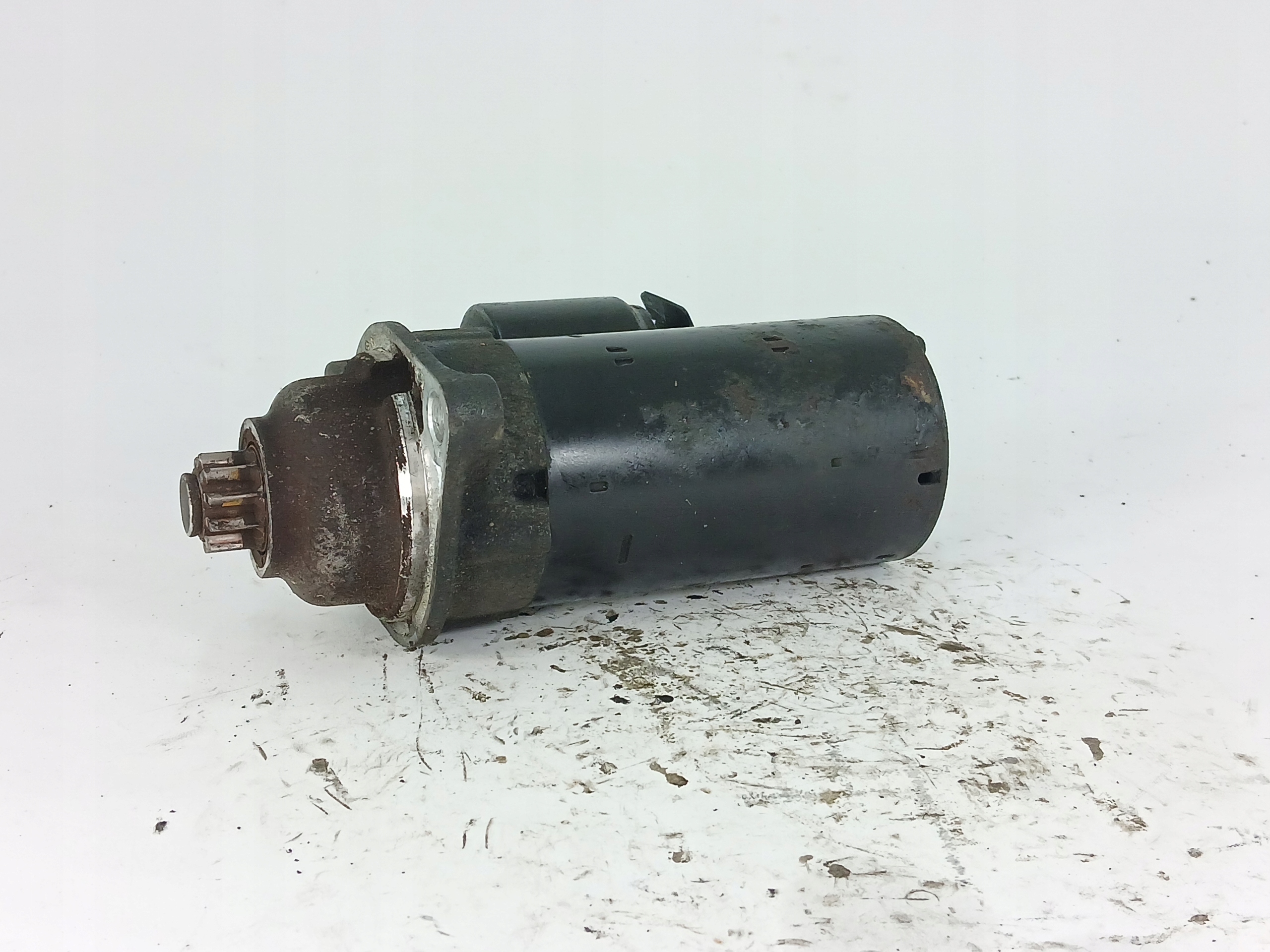 VW GOLF IV 1.9 TDI starter 0001125112