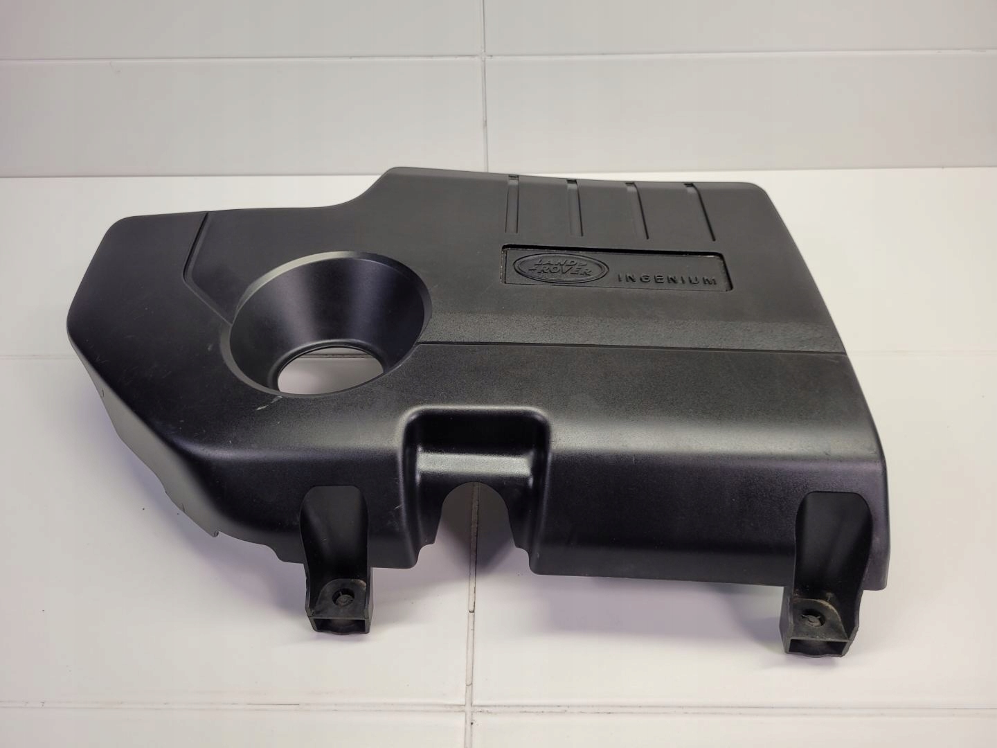 cover upper of the engine Land Rover Range Rover Evoque facelift 2018
