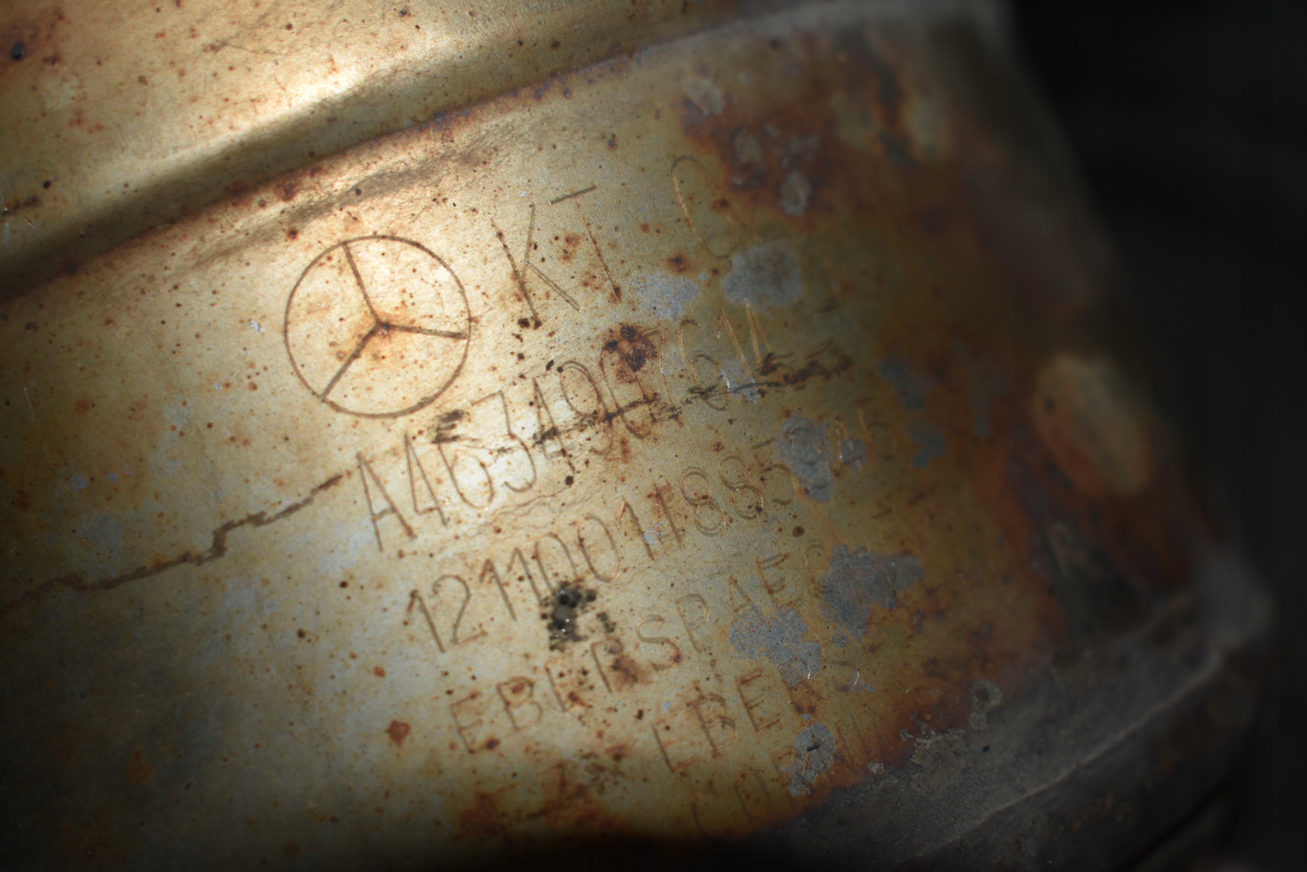 IDEALNY catalyst MERCEDES W463 G500 1