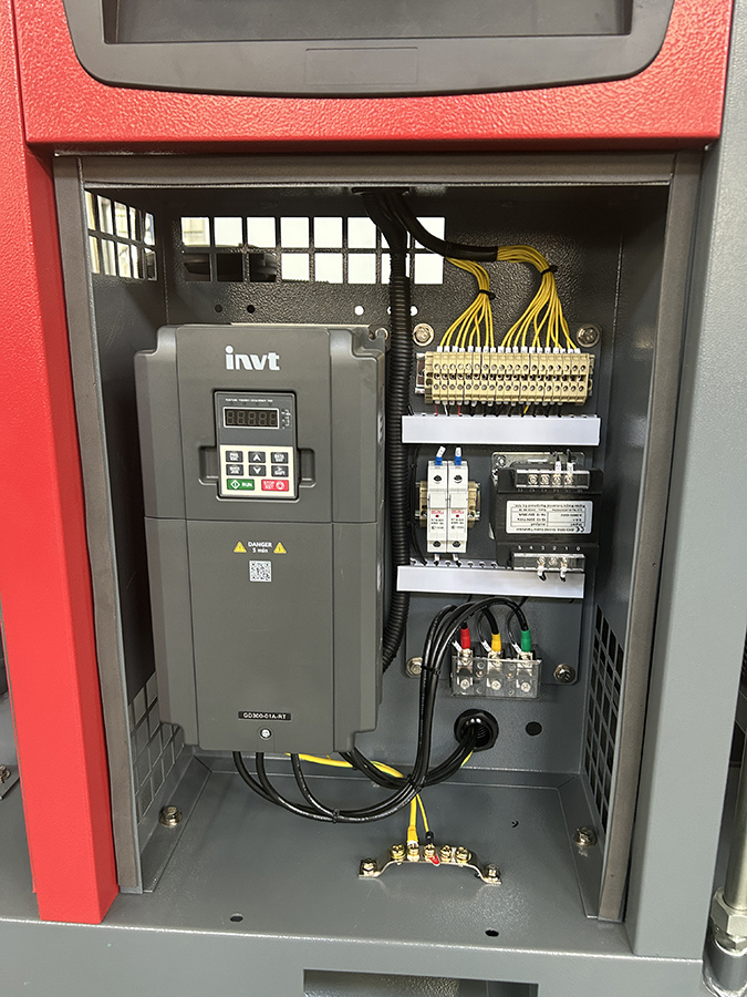 Kompresor olejowy Kupczyk KKS 20/500FD 500l 10bar DOTACJE WULKANIZACJA Model KKS 20/500FD