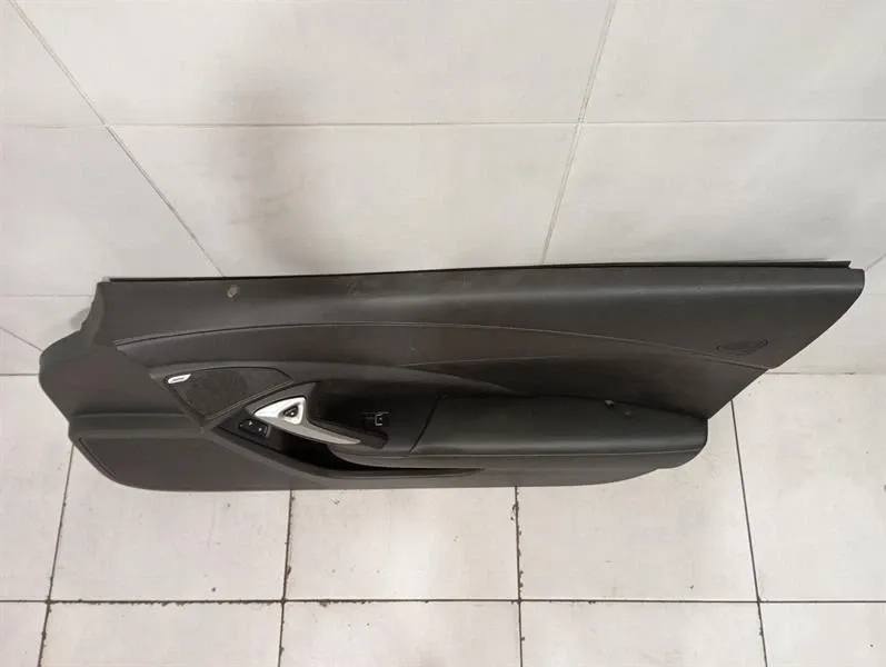 Chevrolet CORVETTE C7 84586693 панель -
