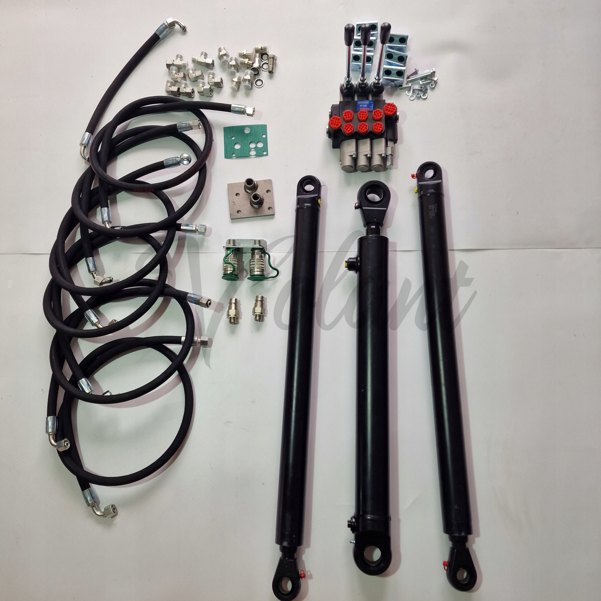 Rozdělovač C-330 Tur 3 Sekční Hever Hydraulická Lžíce Na Blatník 40