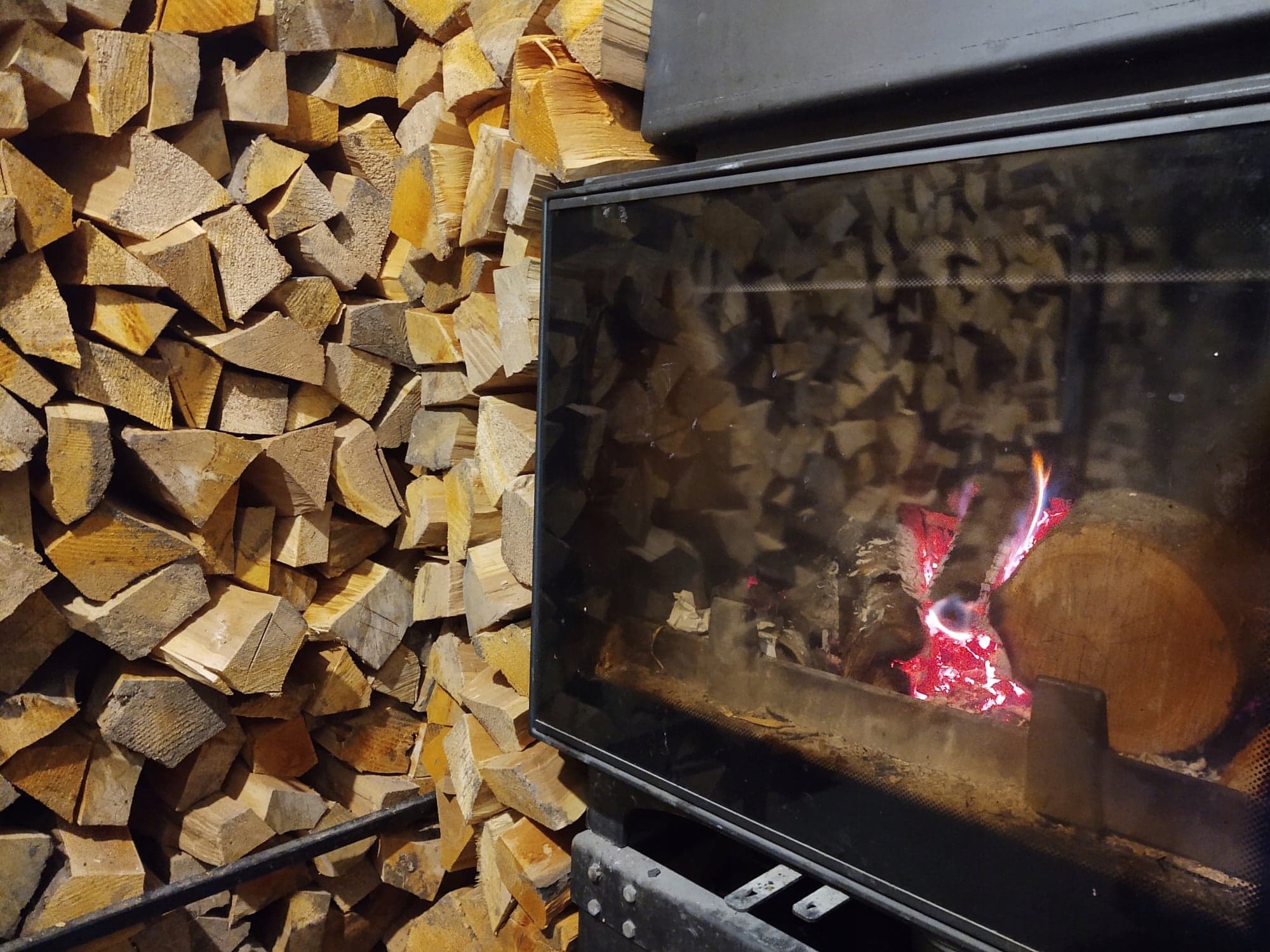 Drewno Na Ognisko i Grilla kominkowe OPAŁ do Pieca Na Palenisko Ogrodowe Marka Limadrew