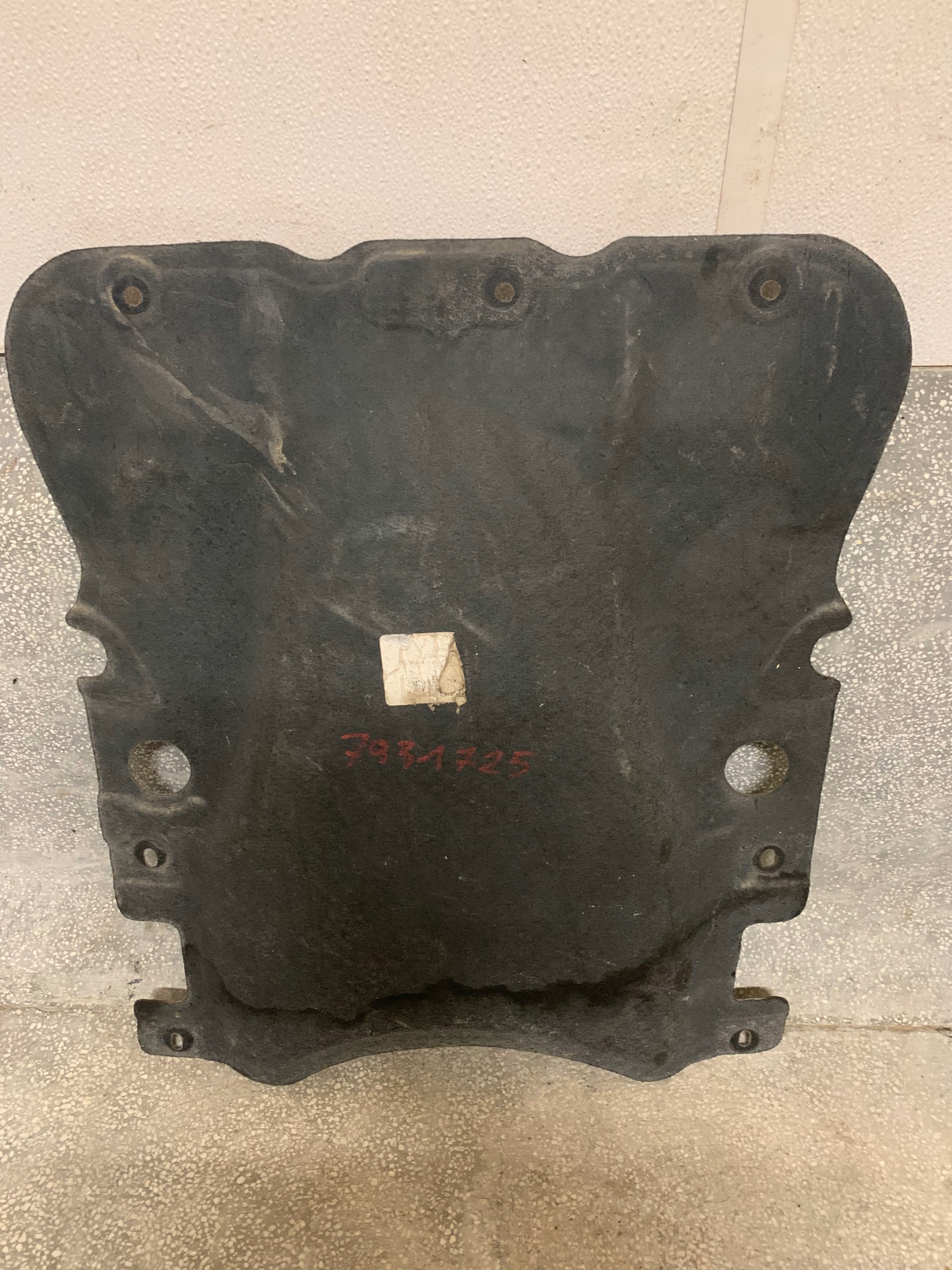 BMW 2 U06 ACTIVE TOURER 22r F40 F39 ЗАЩИТА СНИЗУ 7931725