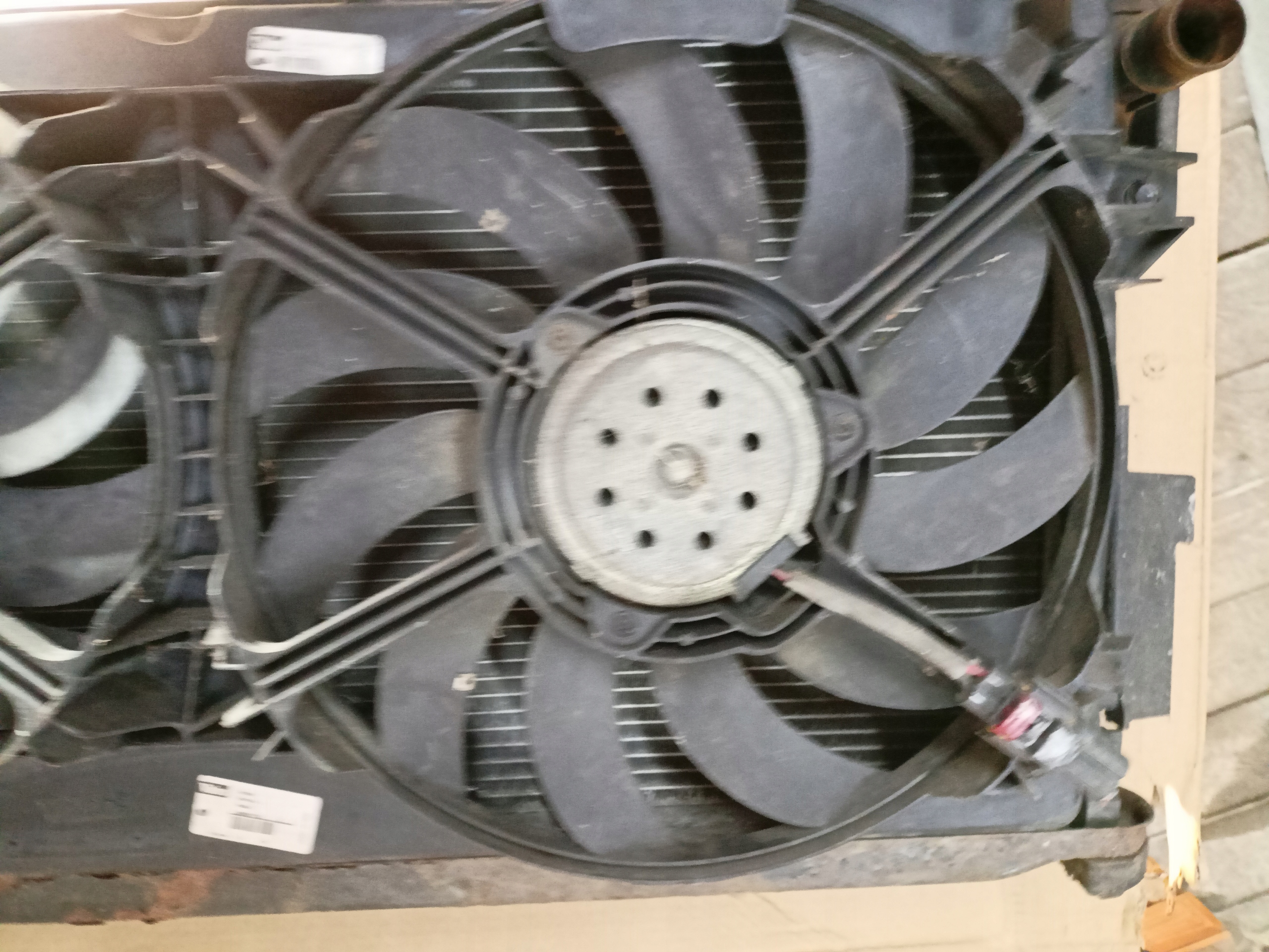 05005417AD Ventola radiatore Voyager IV 2.8CRDI