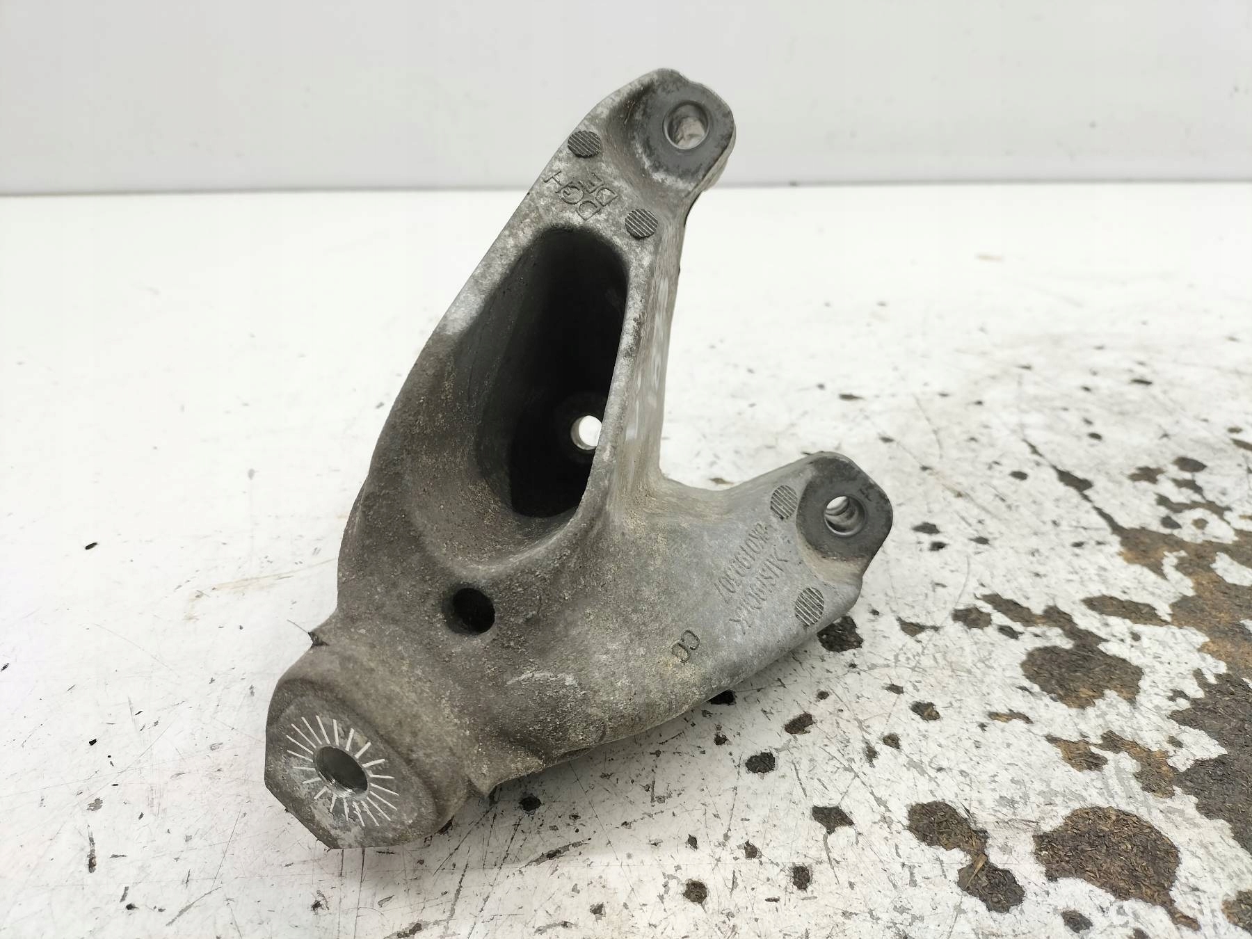 support 8K0199307 1.8 TFSI TSI Audi A4 IV (2008-2015) B8