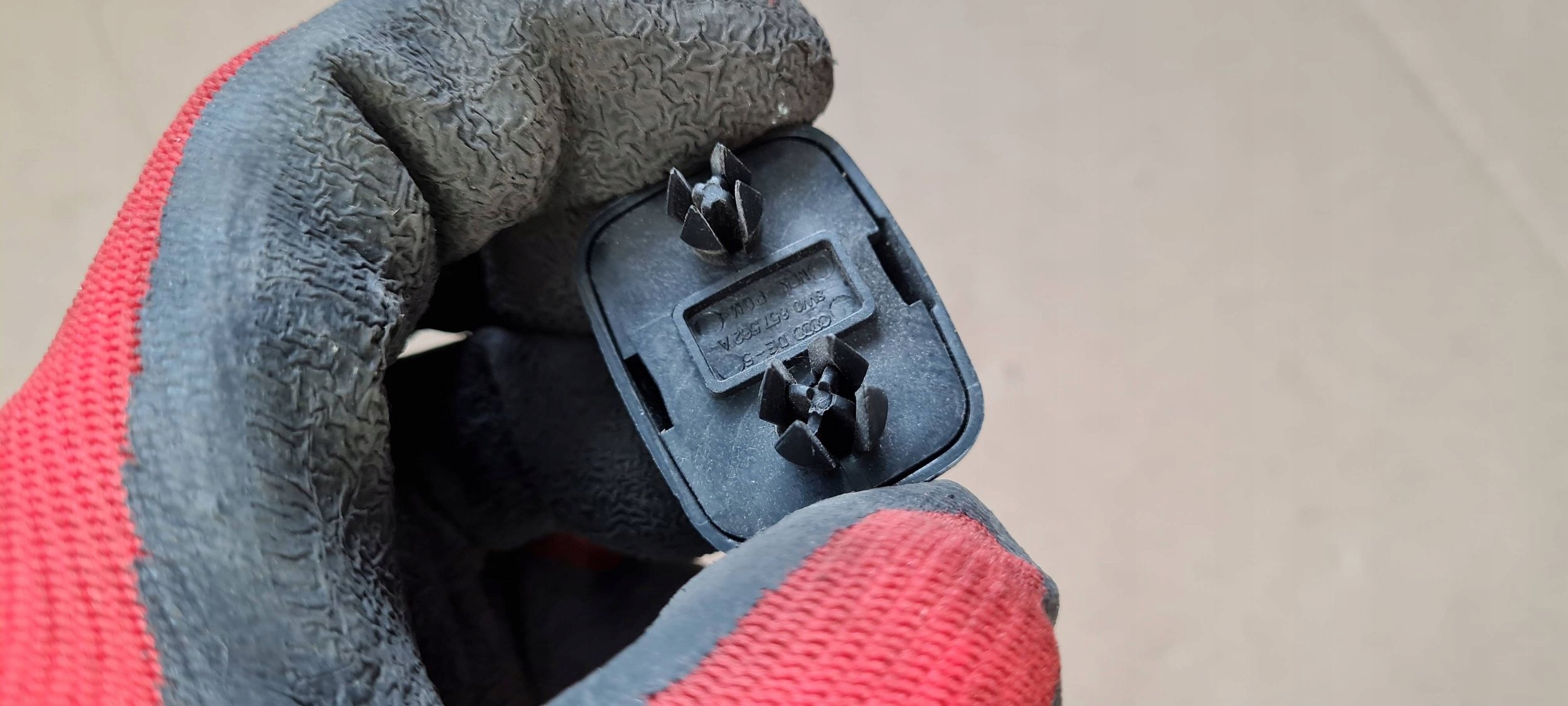 A4 B9 8W bracket holder DASZKA 8W0857562A A5 8W Q5 80A A4 B7 B8