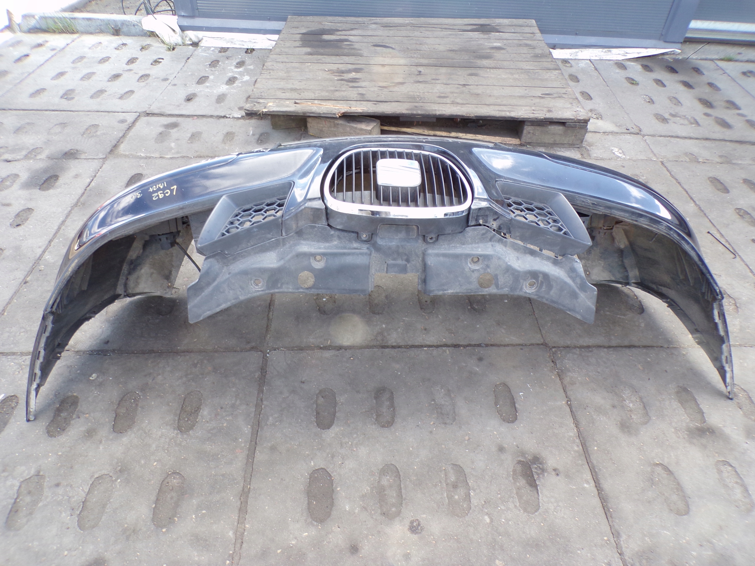 front bumper front SEAT IBIZA 3 III 6L colour LC9Z