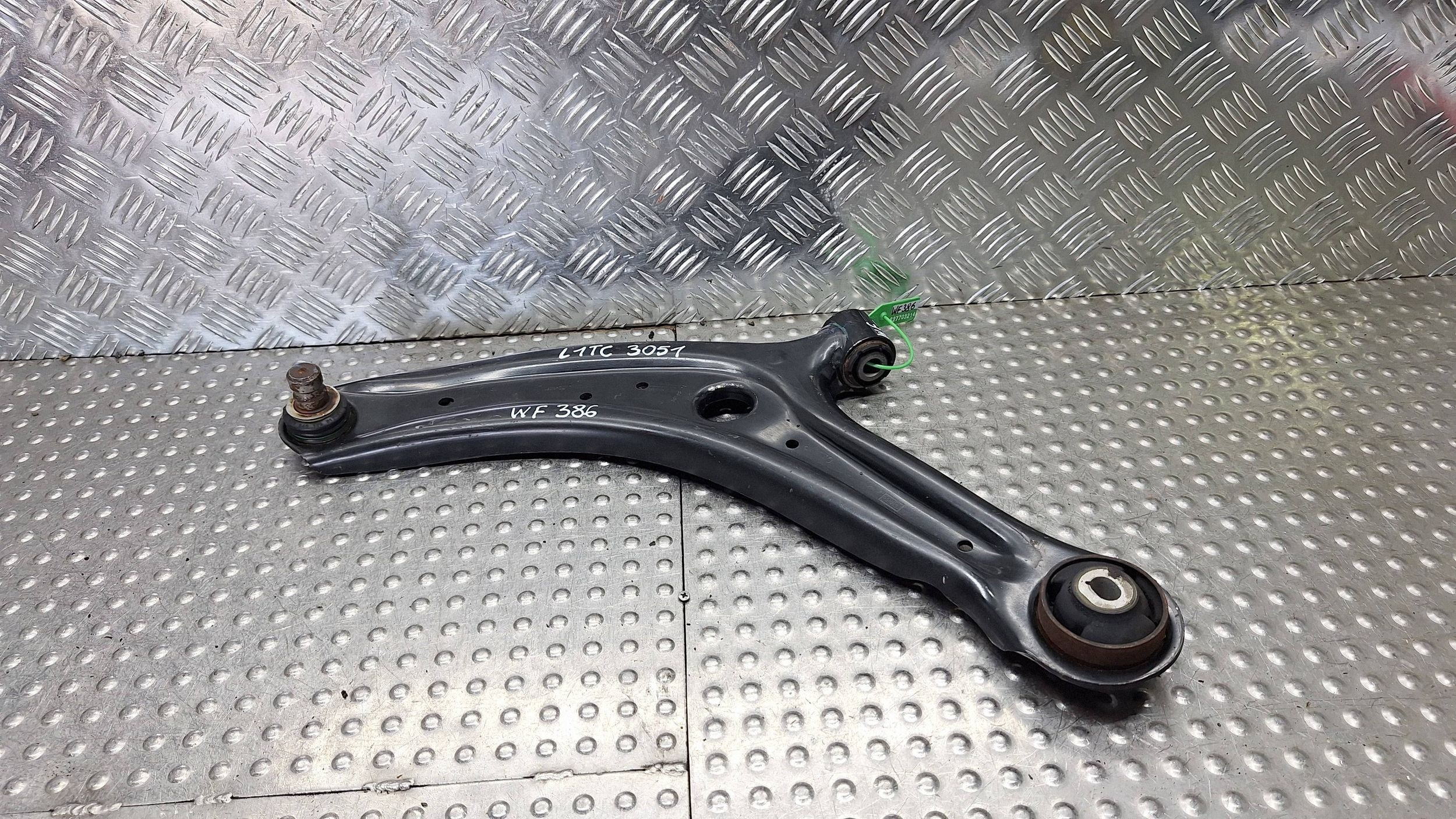 arm left front L1TC-3051-AB FORD PUMA MK2