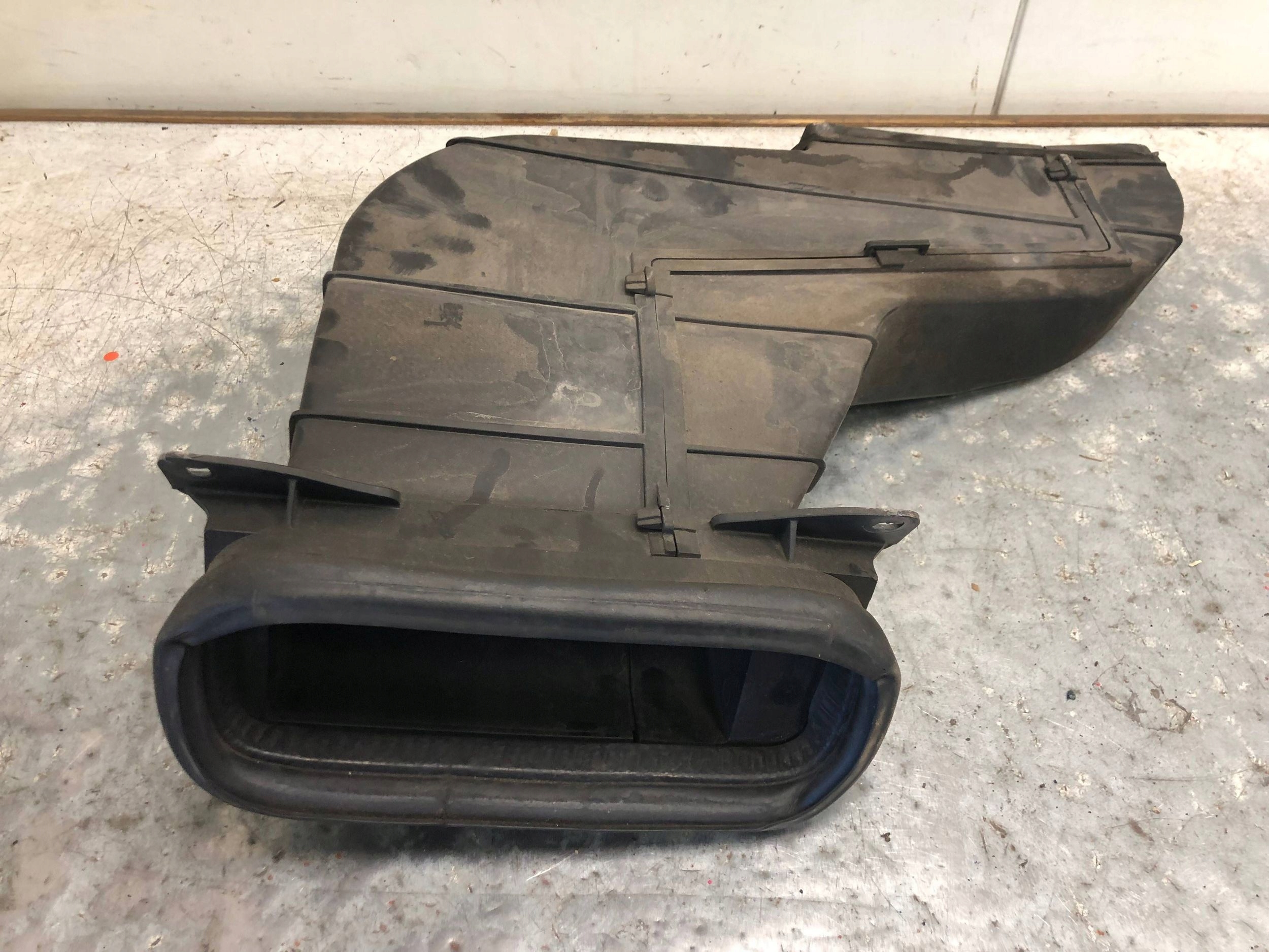 pipe air hose FORD TRANSIT MK7 6C11-18713-BE