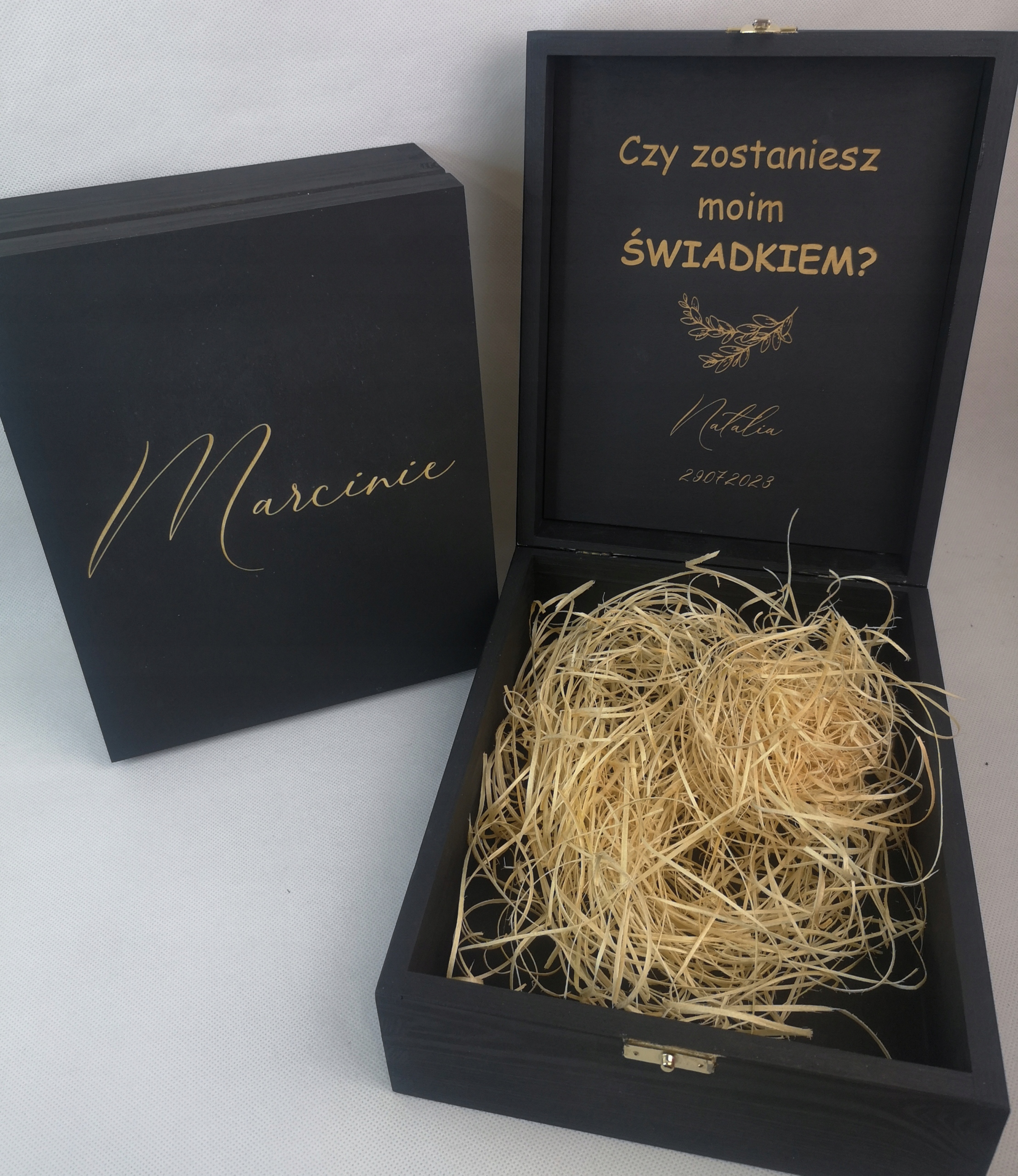 Drewniane pudełko z prośbą o świadkowanie zamykane Kod producenta Creative Druk