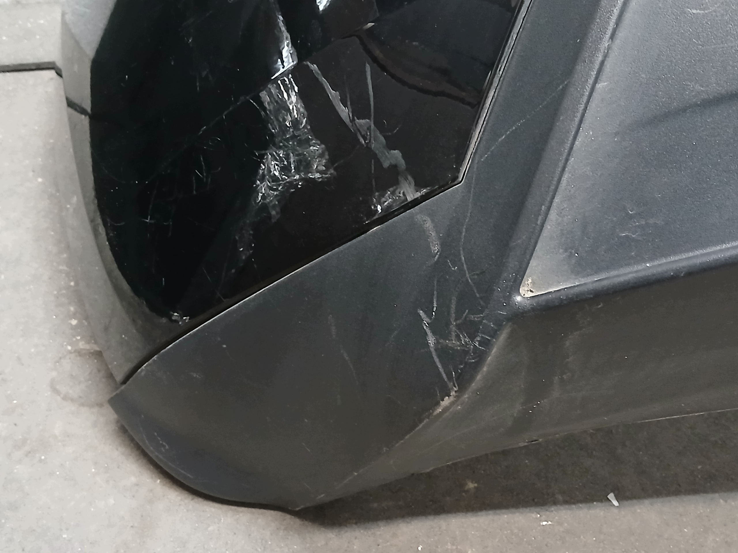 pare choc arrière TESLA Y