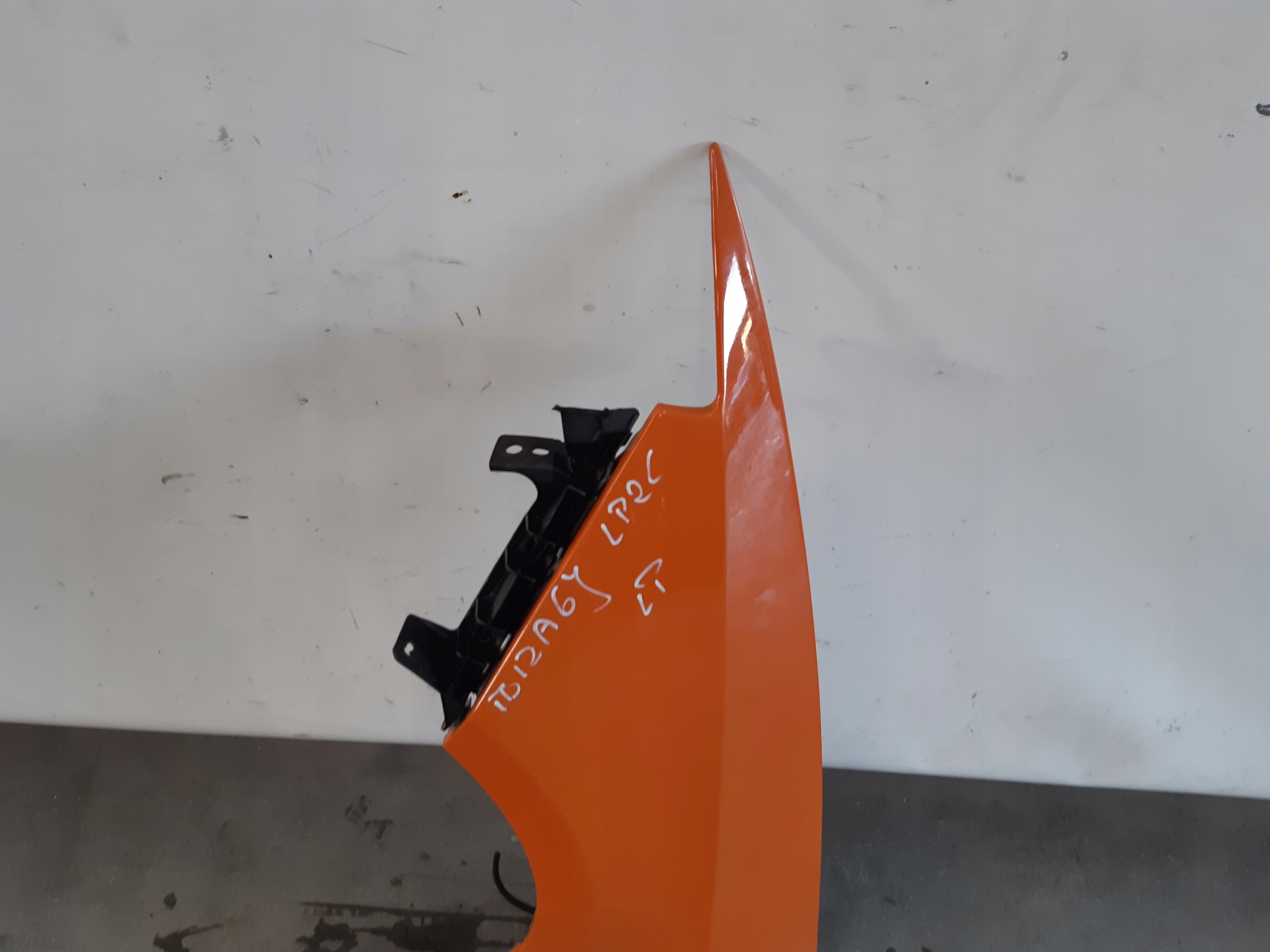 parafango sinistra LPZC Seat Ibiza 6L