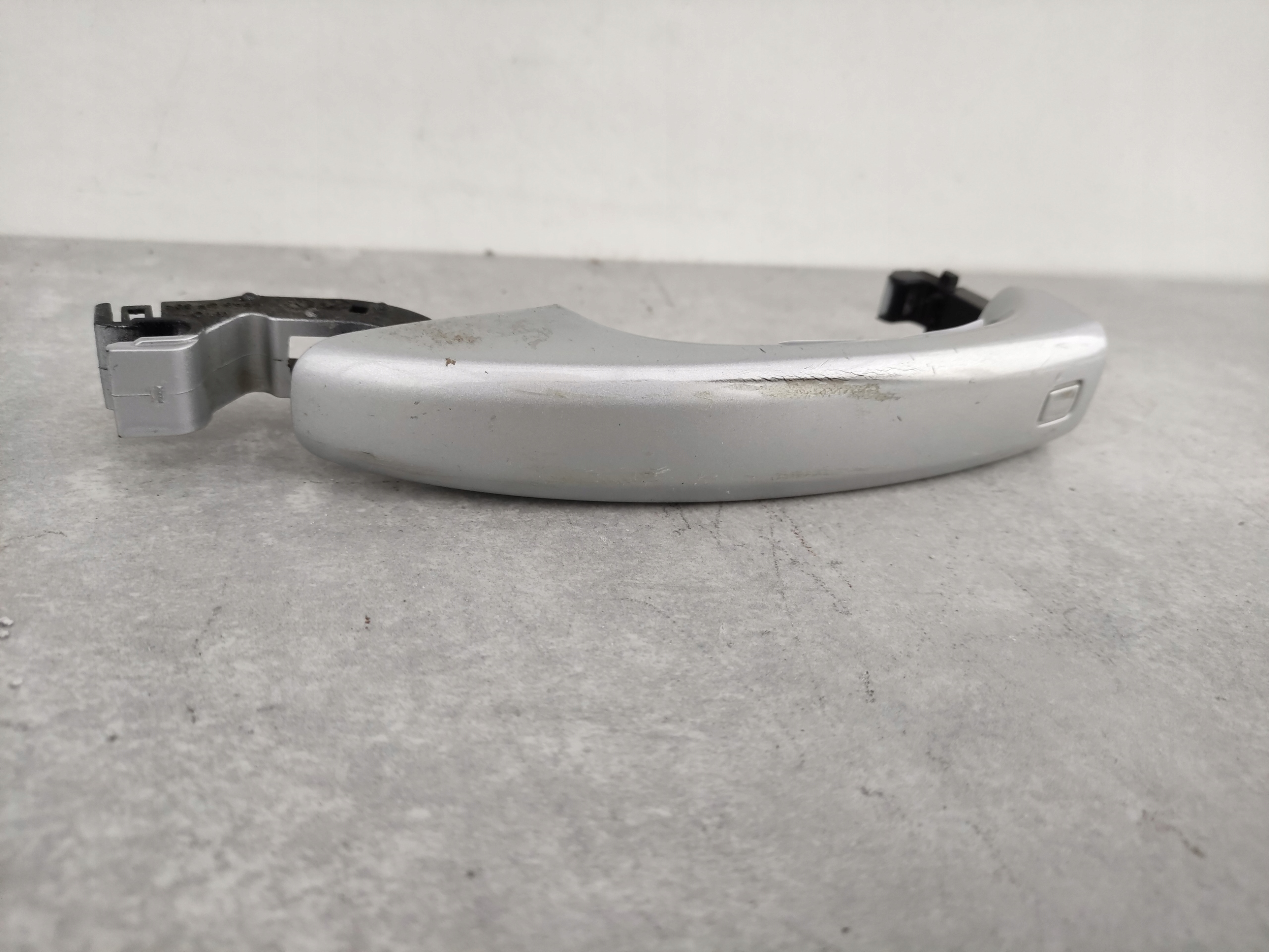 AUDI A5 8T handle door left front 8T0837205A K65/9P