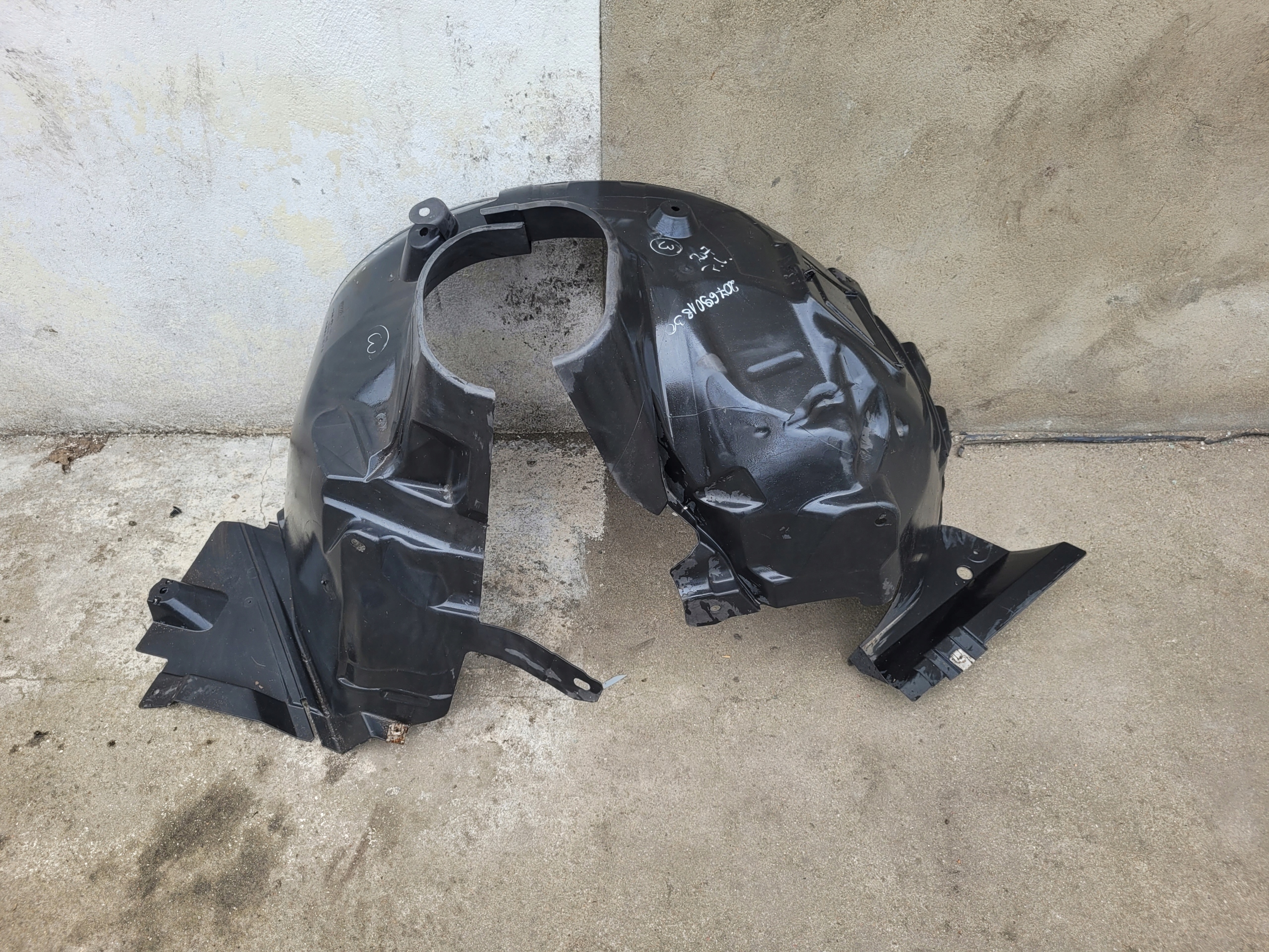 MERCEDES A207 W207- NADKOLE PRZEDNIE PRZÓD LEWE