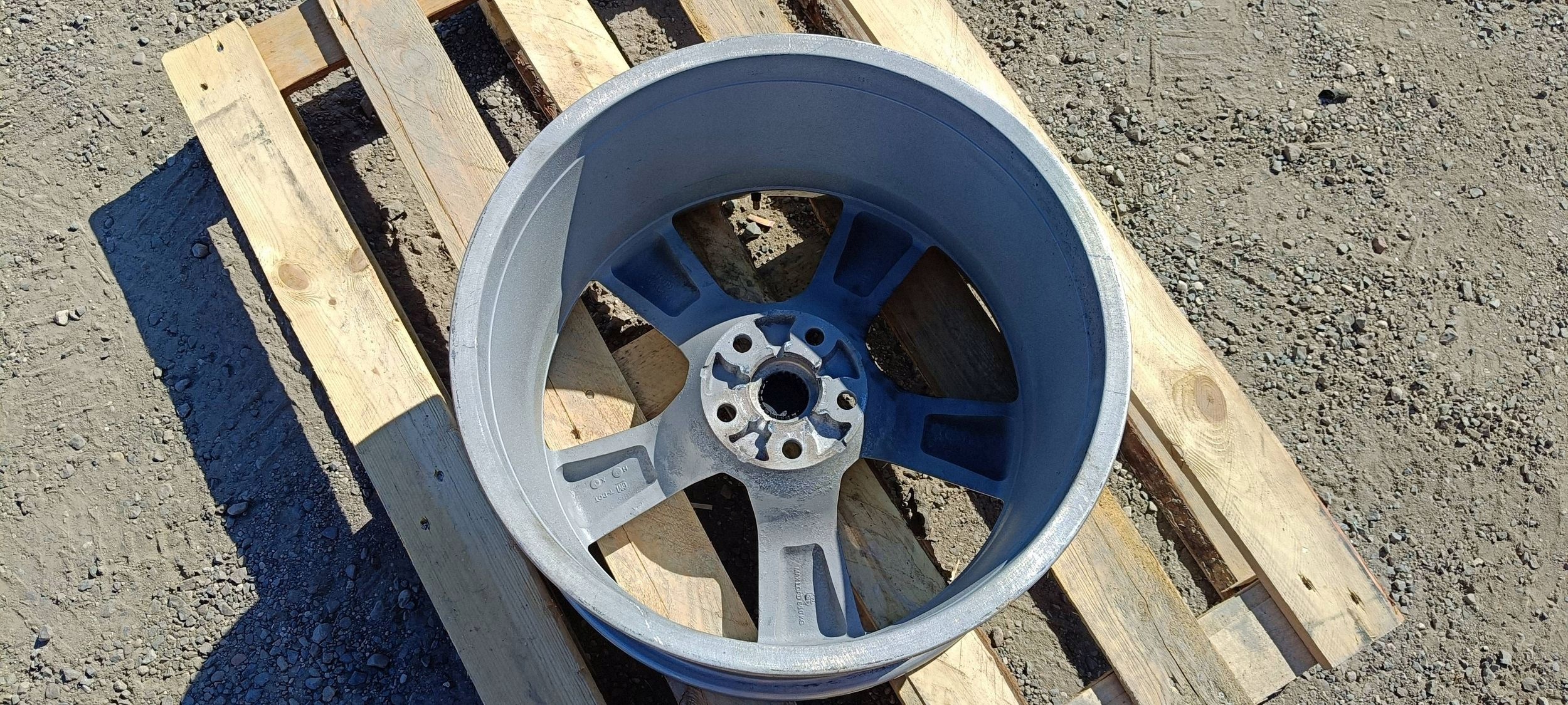 kolo disk disky disk 20" 20x9J R20 Chevrolet Camaro 2009