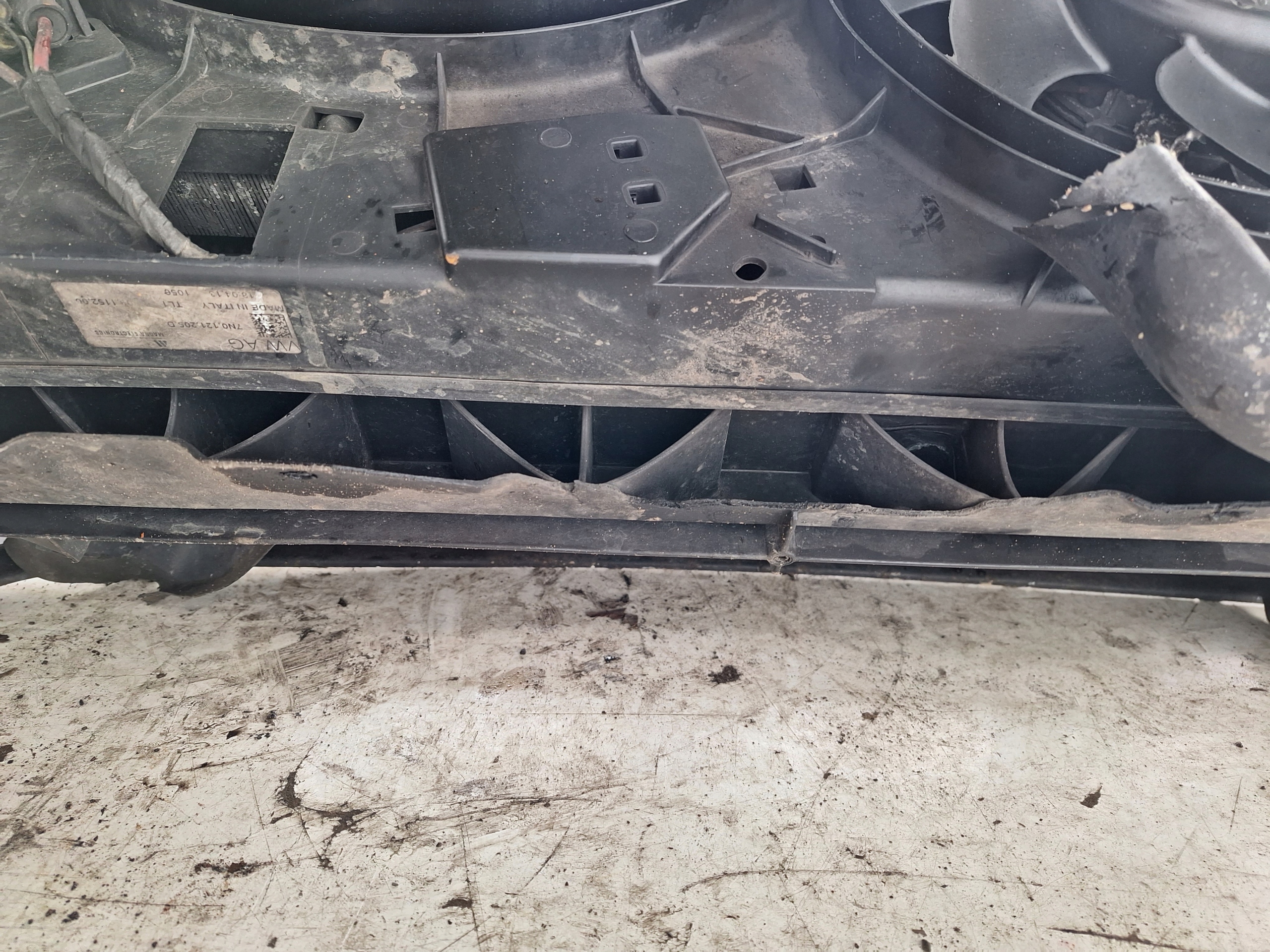 VOLKSWAGEN SHARAN 7N 10-> support panel for radiators 2.0 TDI CFF