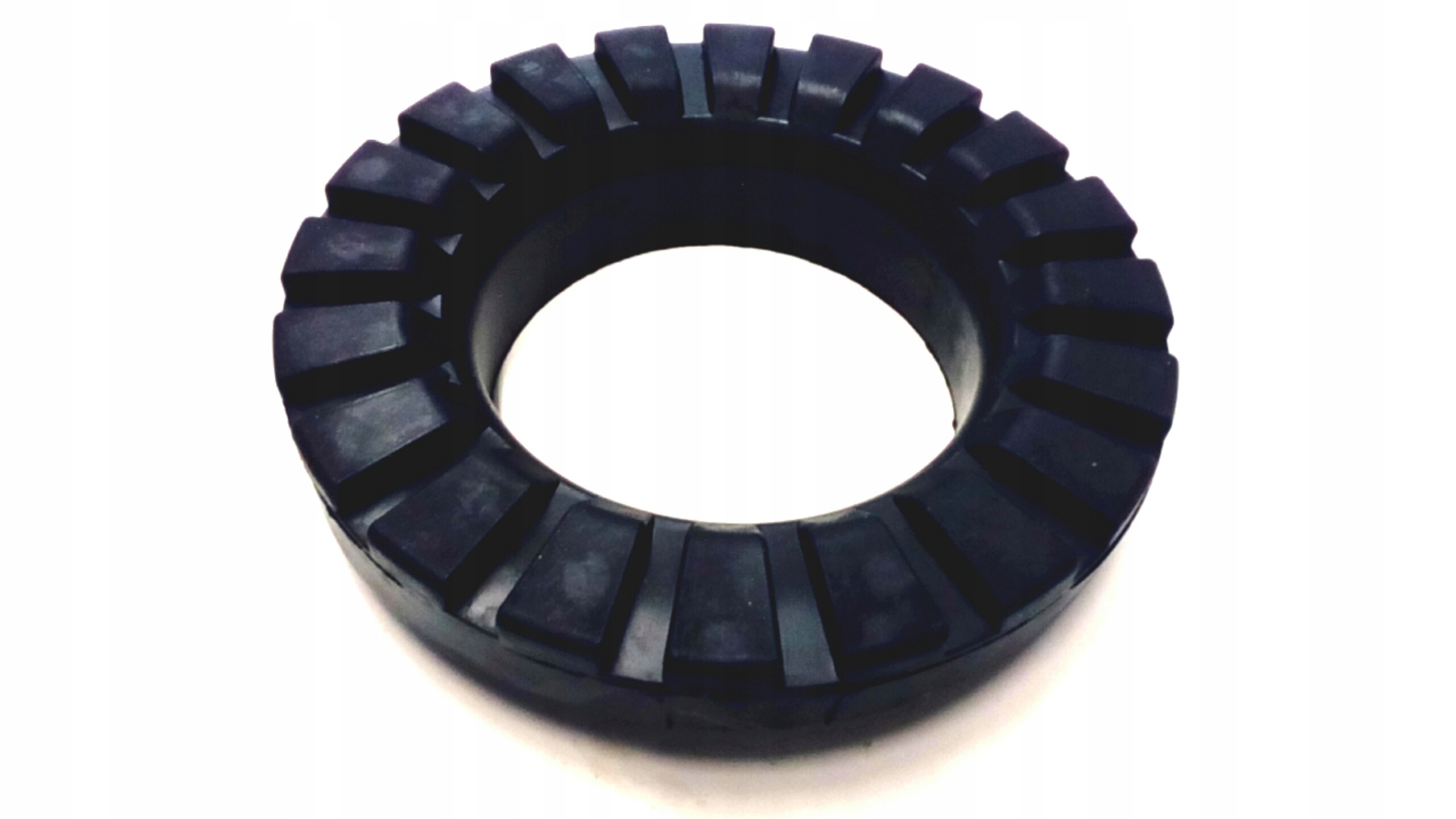 

Volvo S80 V70 XC70 podkladka pod tylna sprezyne Oe