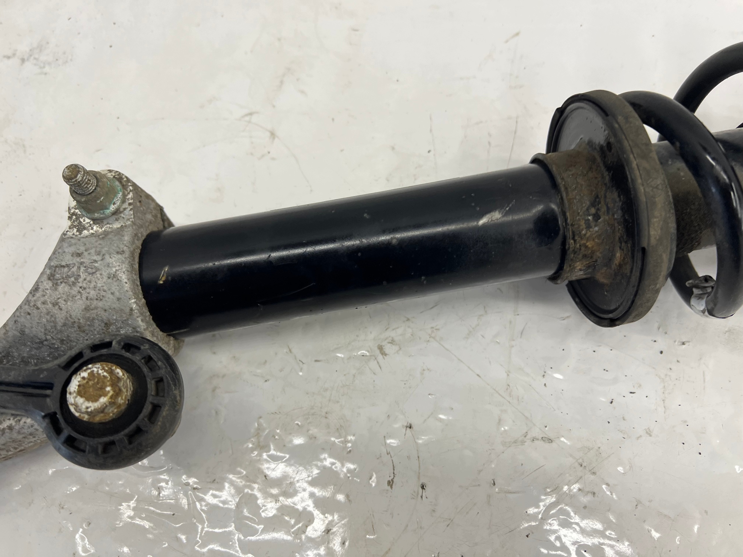 AUDI A4 B9 A5 8W shock absorber left front AKTYWNY electrical 8W0413029K